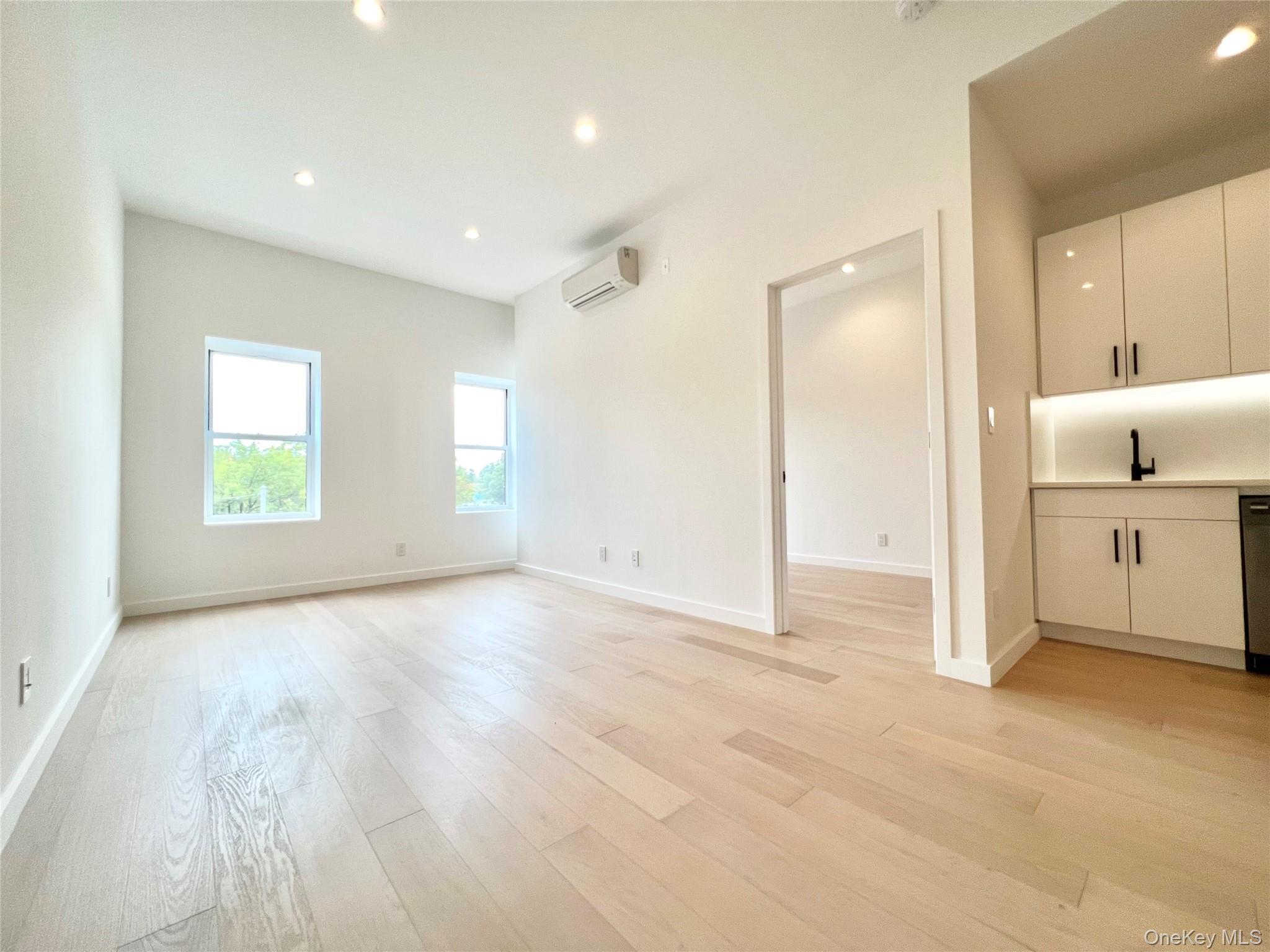 Single Family Metropolitan Avenue  Brooklyn, NY 11211, MLS-1042058-11