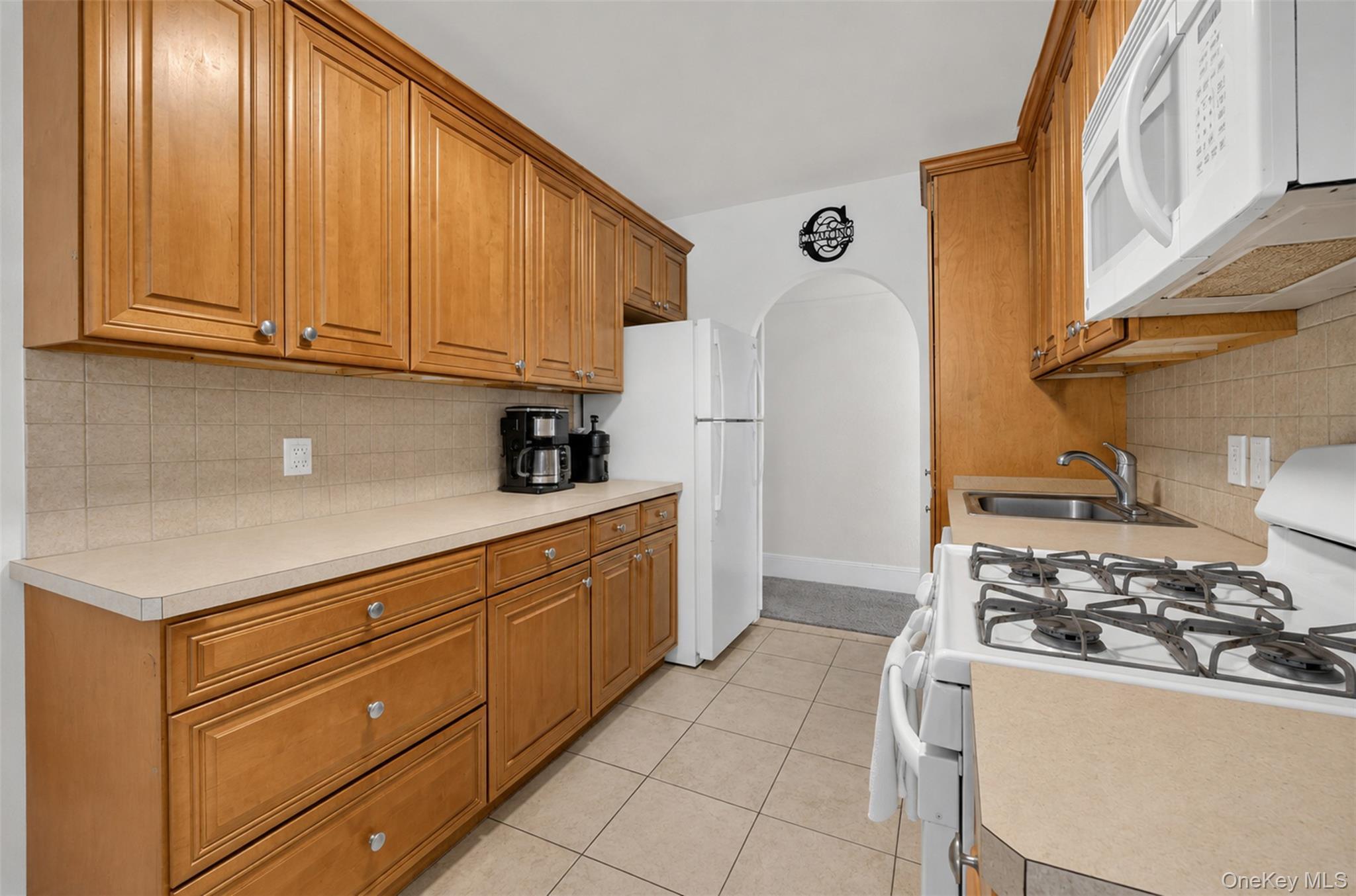 Single Family 146th Street  Queens, NY 11357, MLS-1042064-18