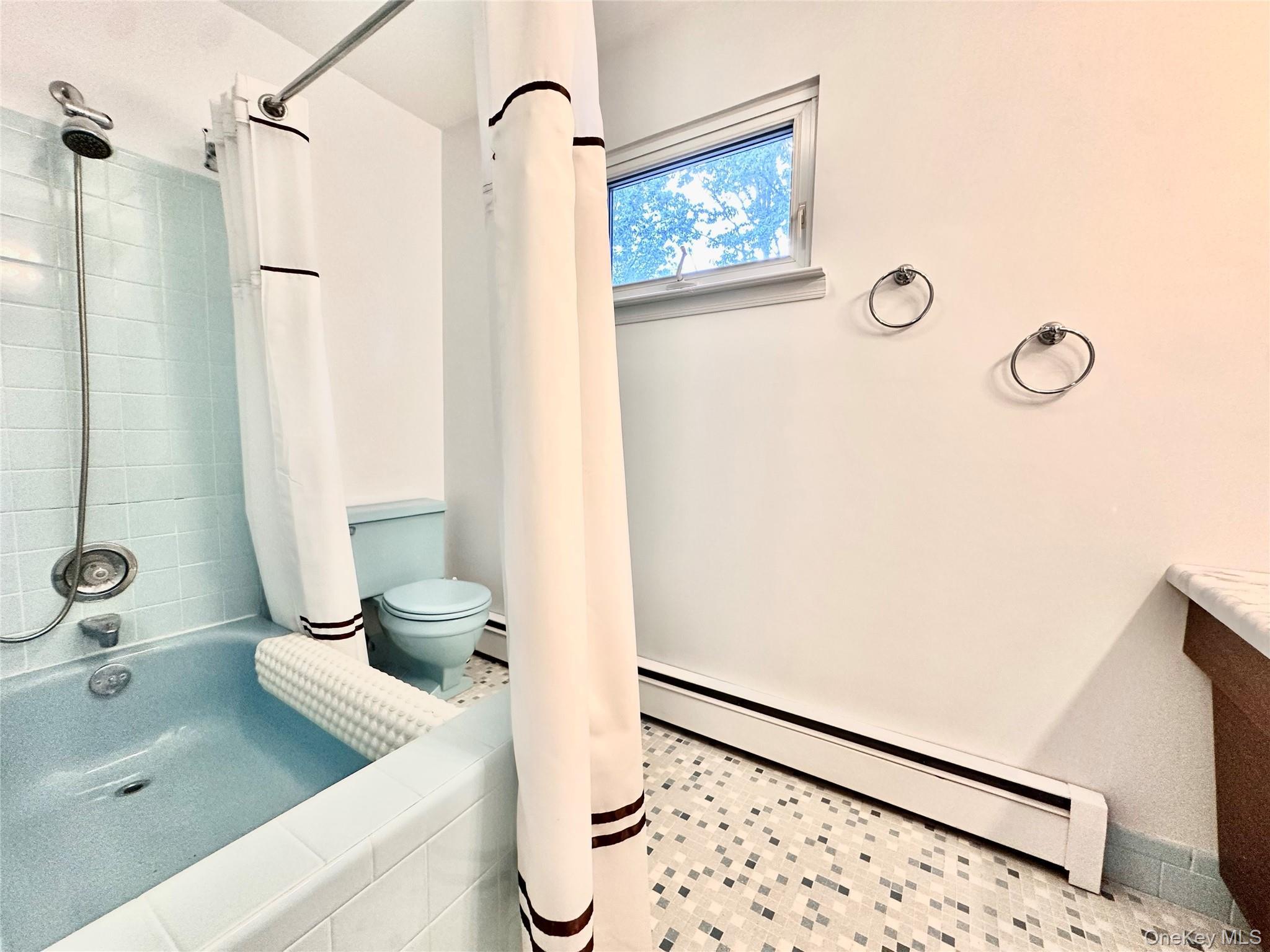 Single Family Sheppard Lane Suffolk County, NY 11787, MLS-1042067-13