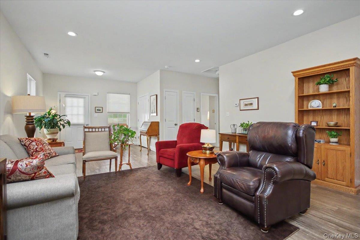 Single Family Alex Court Ulster County, NY 12528, MLS-1042078-14