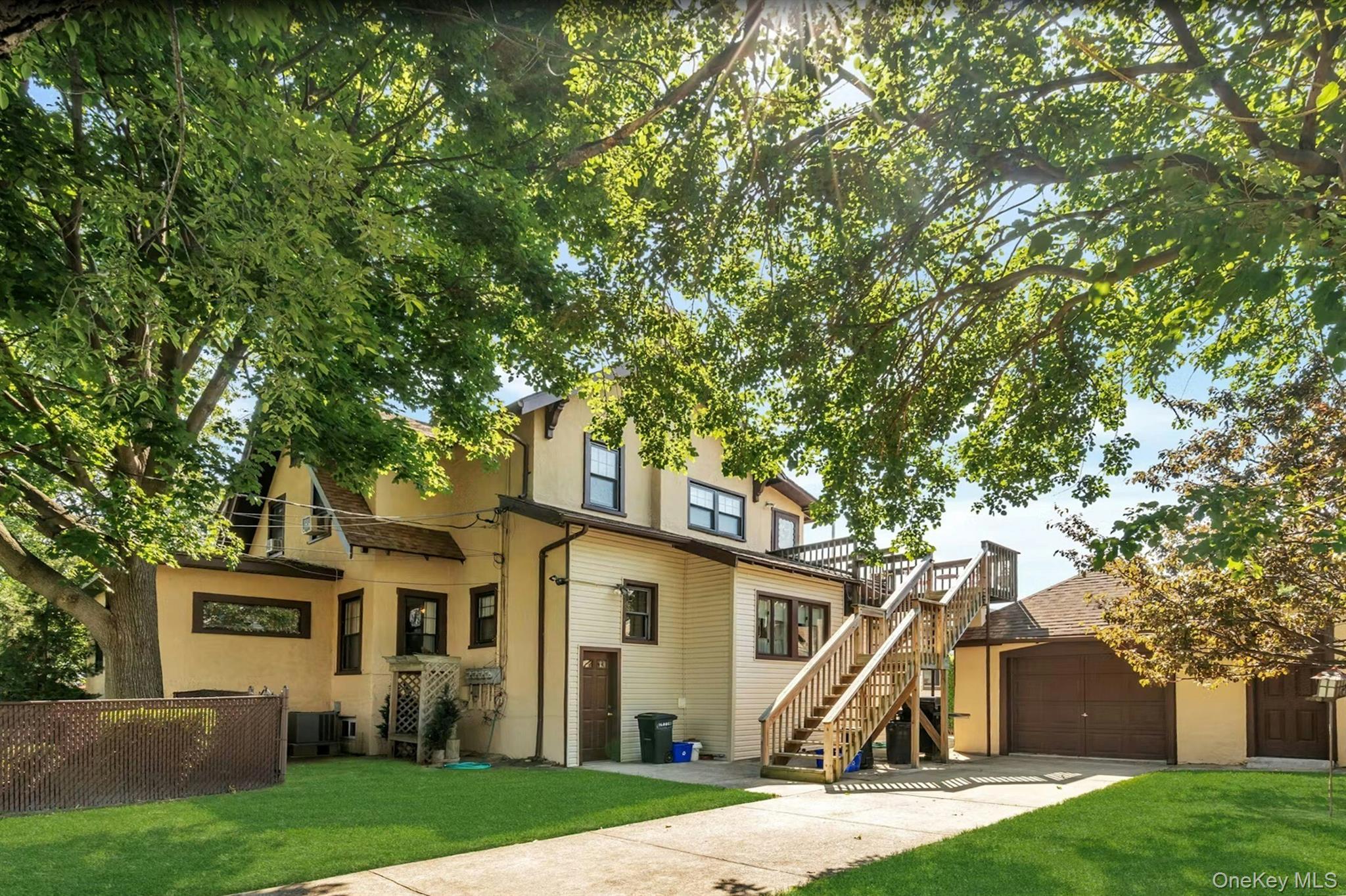 Single Family Eastern Parkway  Nassau County, NY 11510, MLS-1042079-17