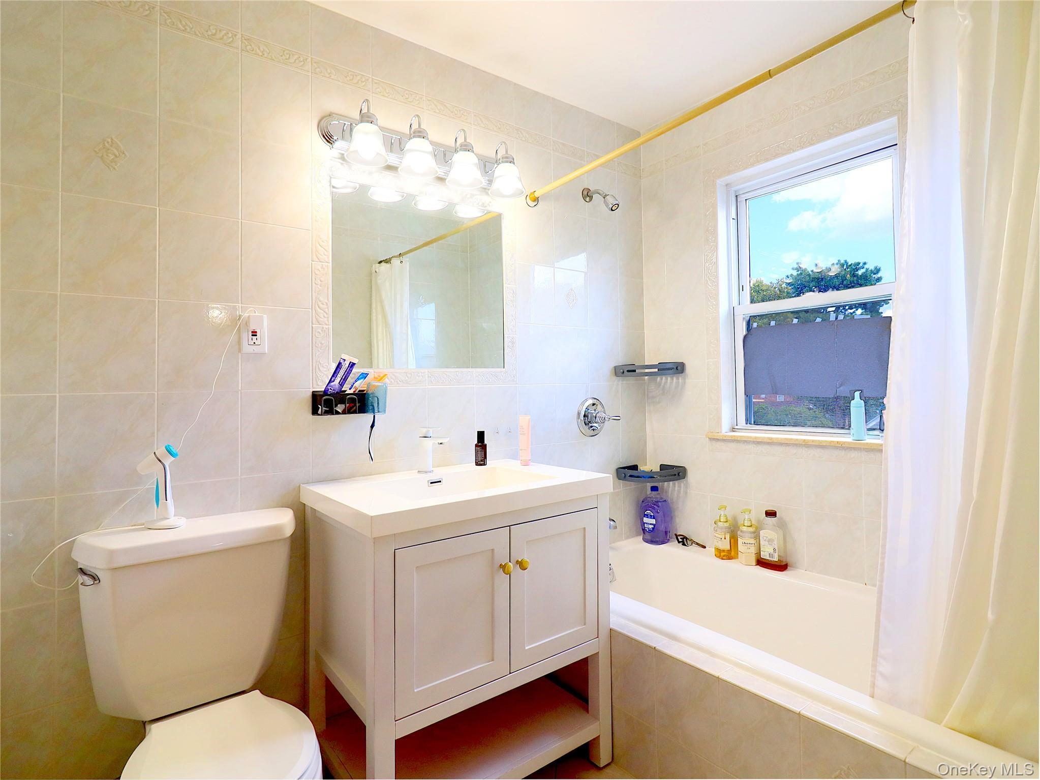 Single Family 208th Street Queens, NY 11361, MLS-1042087-12