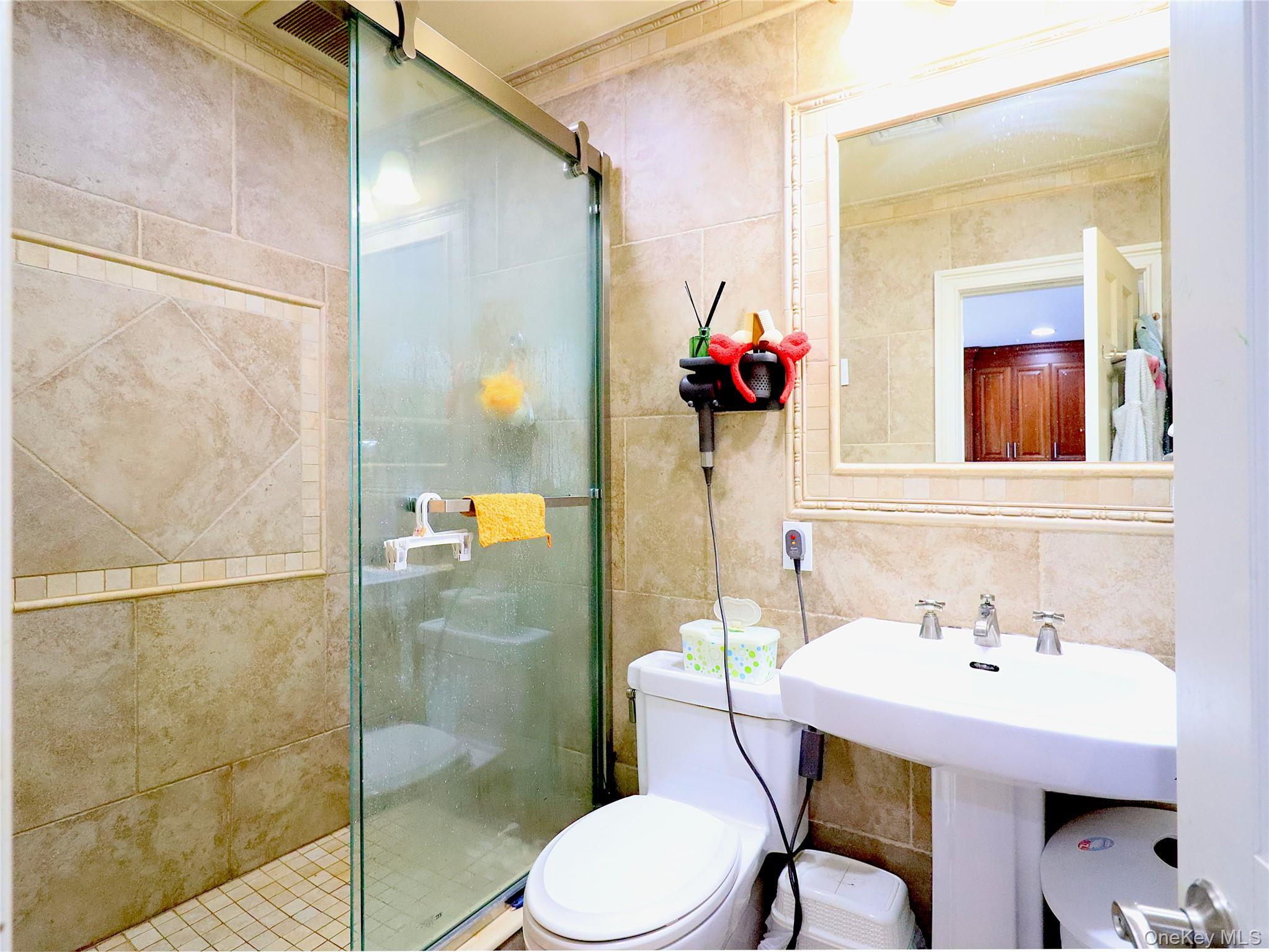 Single Family 208th Street Queens, NY 11361, MLS-1042087-8
