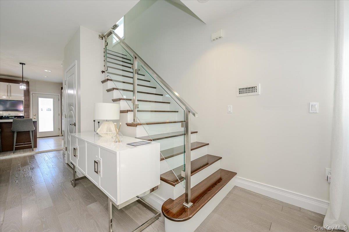 Single Family 240th Street Queens, NY 11426, MLS-1042088-13