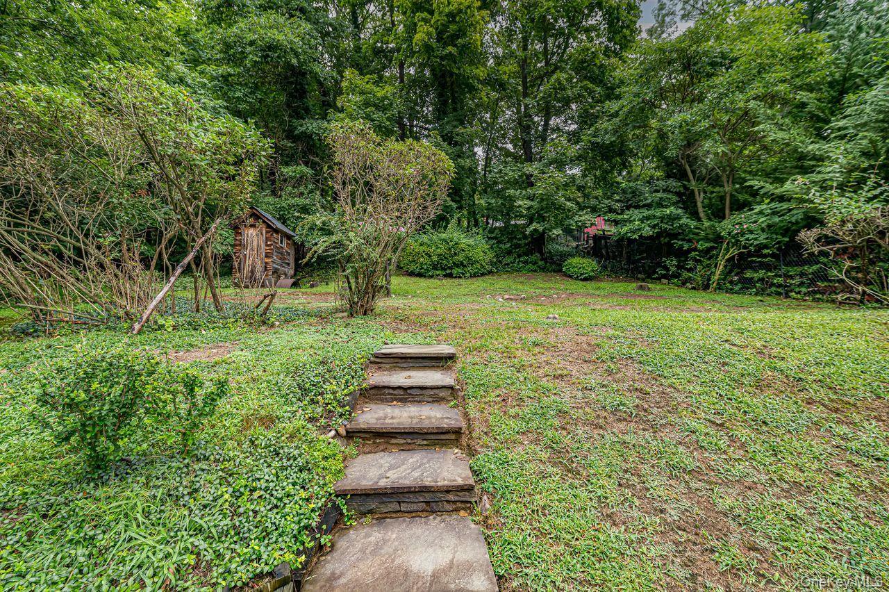 Single Family Overton Pass Suffolk County, NY 11780, MLS-1042098-15