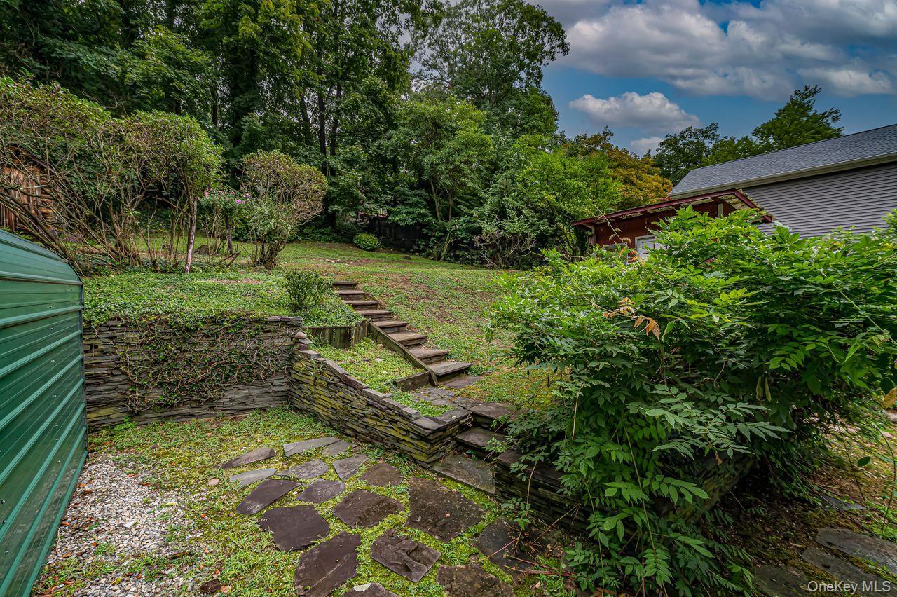 Single Family Overton Pass  Suffolk County, NY 11780, MLS-1042098-16