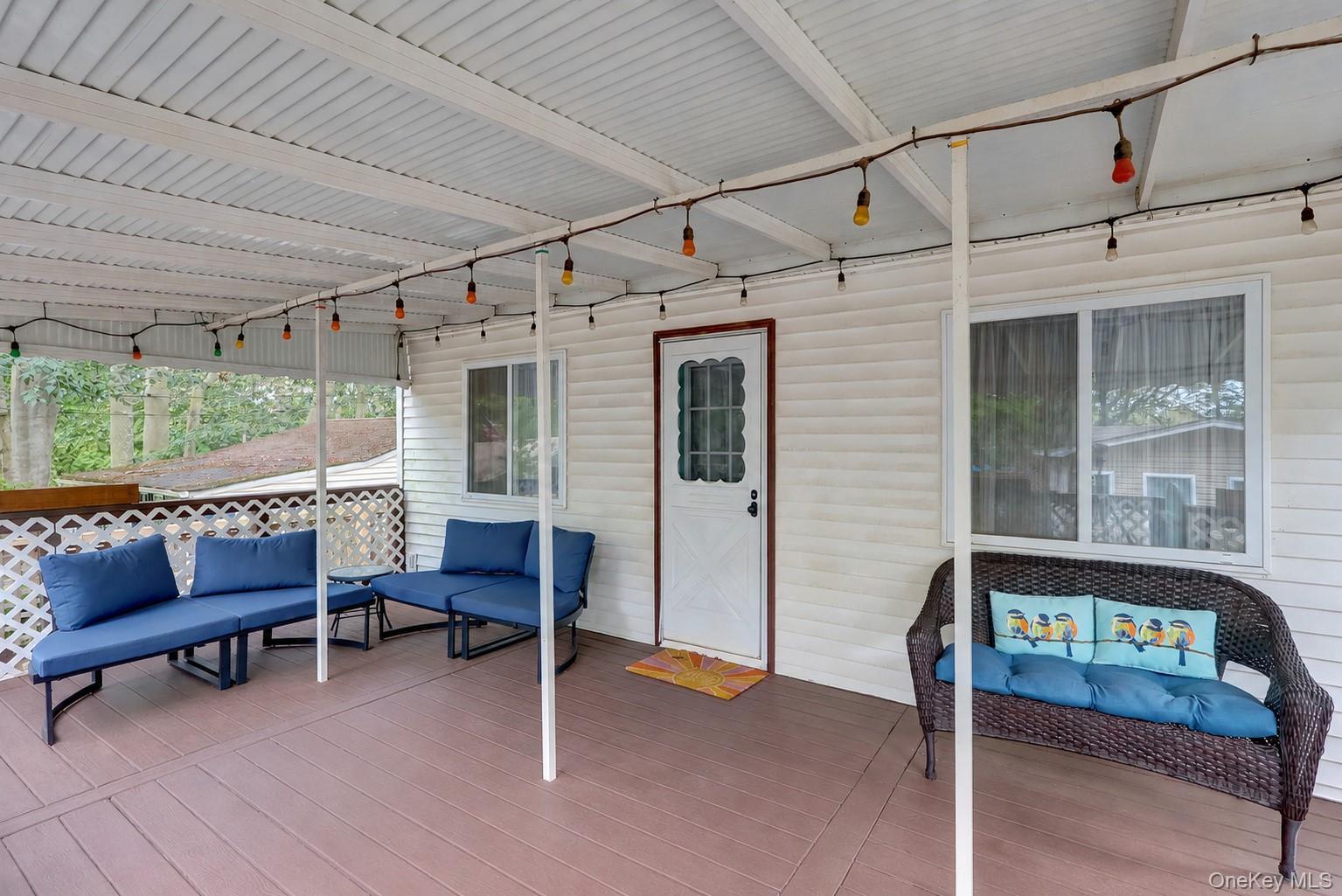 Single Family Cottage Road Suffolk County, NY 11933, MLS-1042120-3