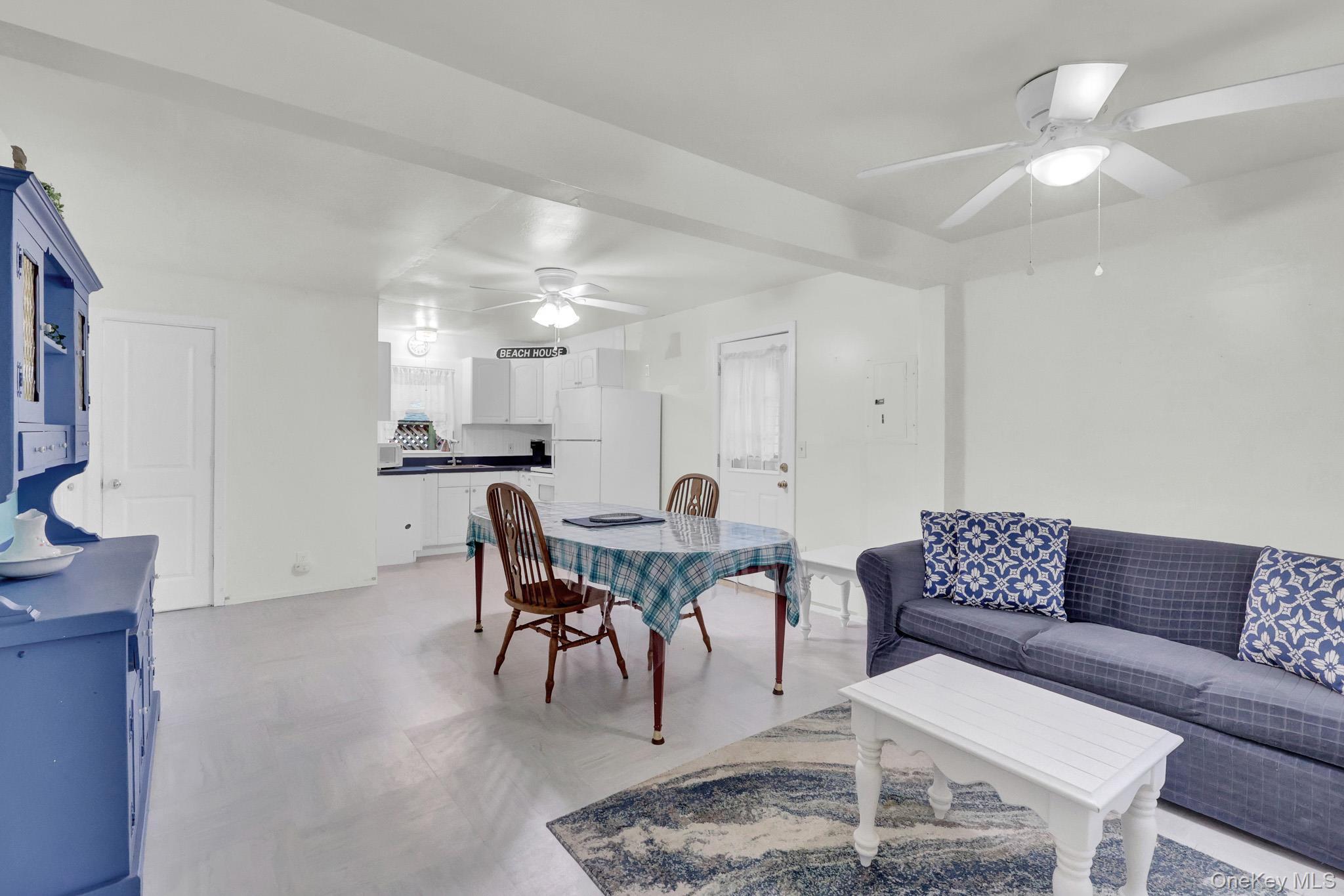 Single Family Cottage Road Suffolk County, NY 11933, MLS-1042120-5