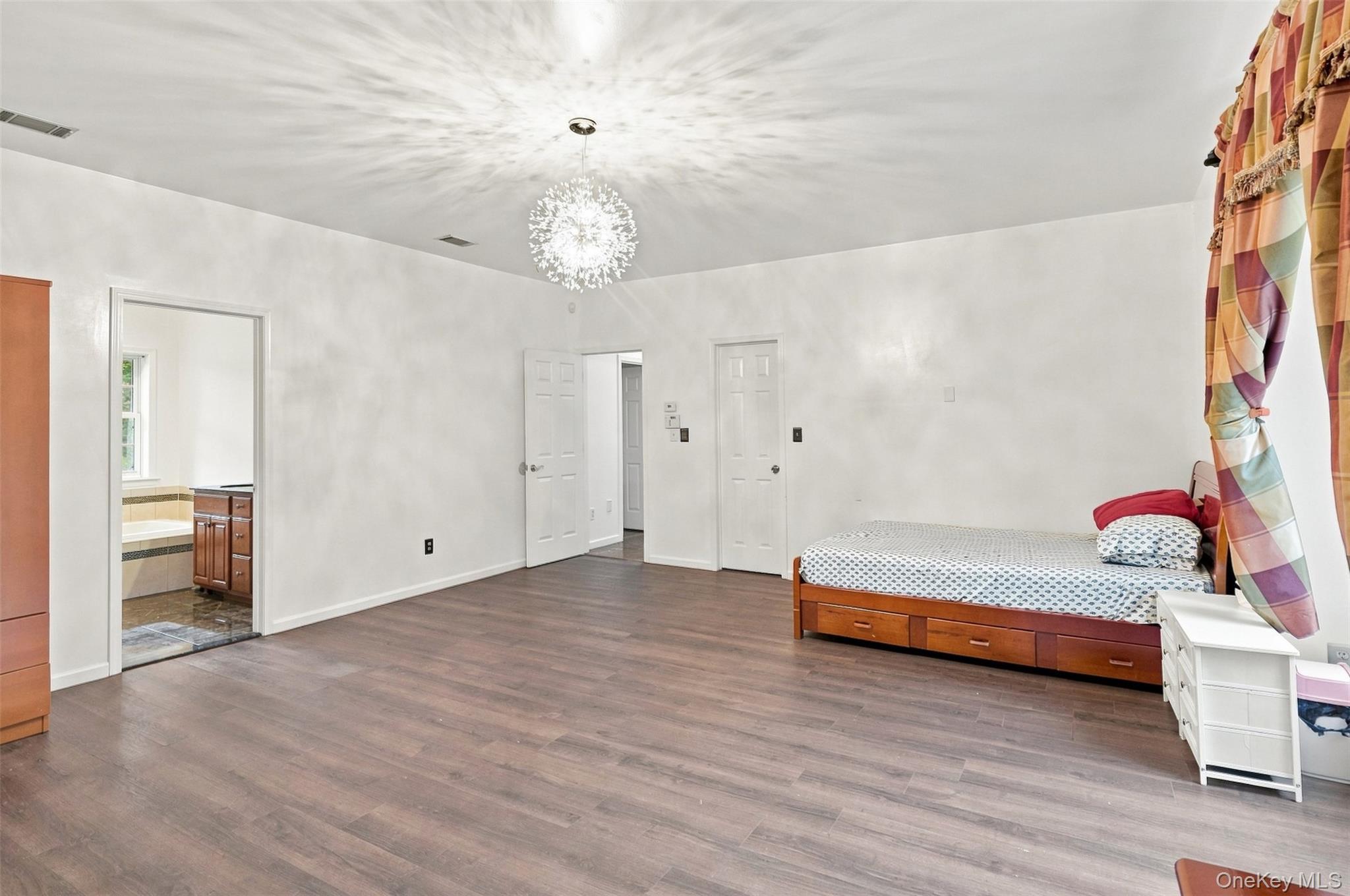Single Family Jacob Rumph Court Orange County, NY 12549, MLS-1042126-24