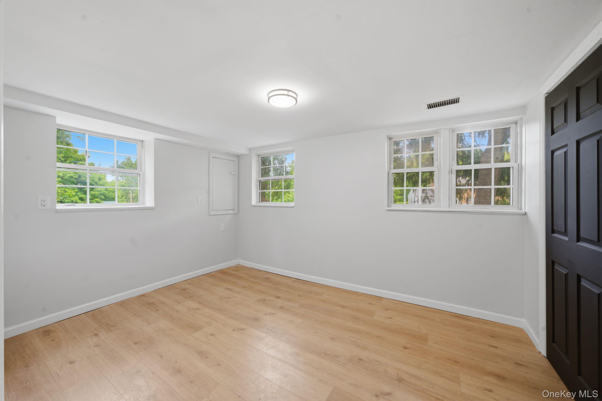 Single Family Lewis Avenue Westchester County, NY 10598, MLS-1042155-16