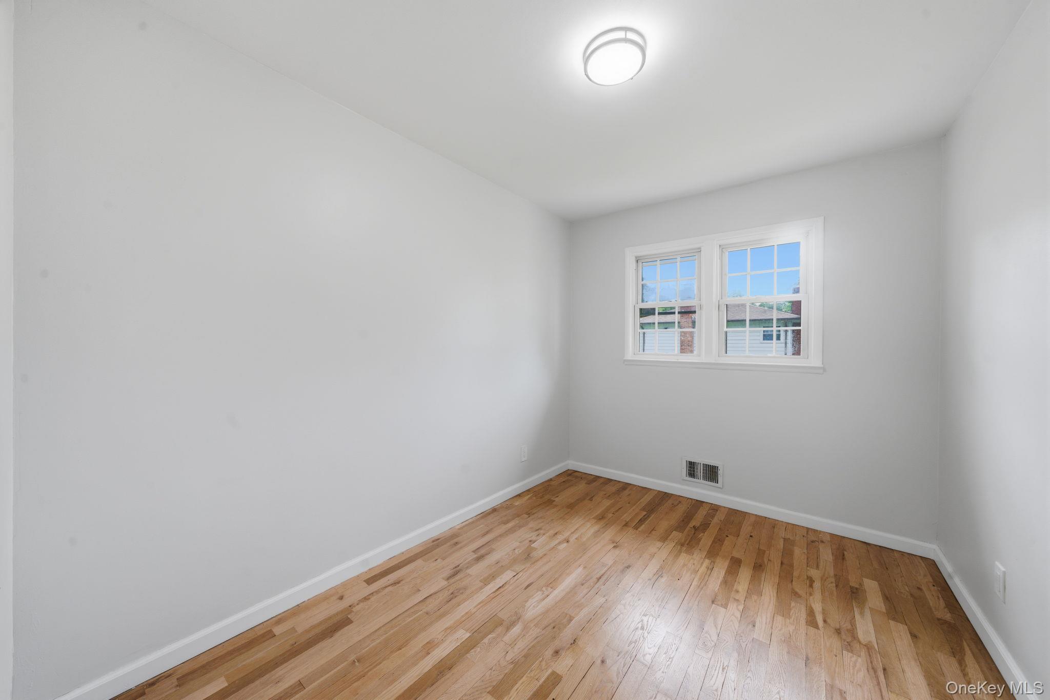 Single Family Lewis Avenue Westchester County, NY 10598, MLS-1042155-18