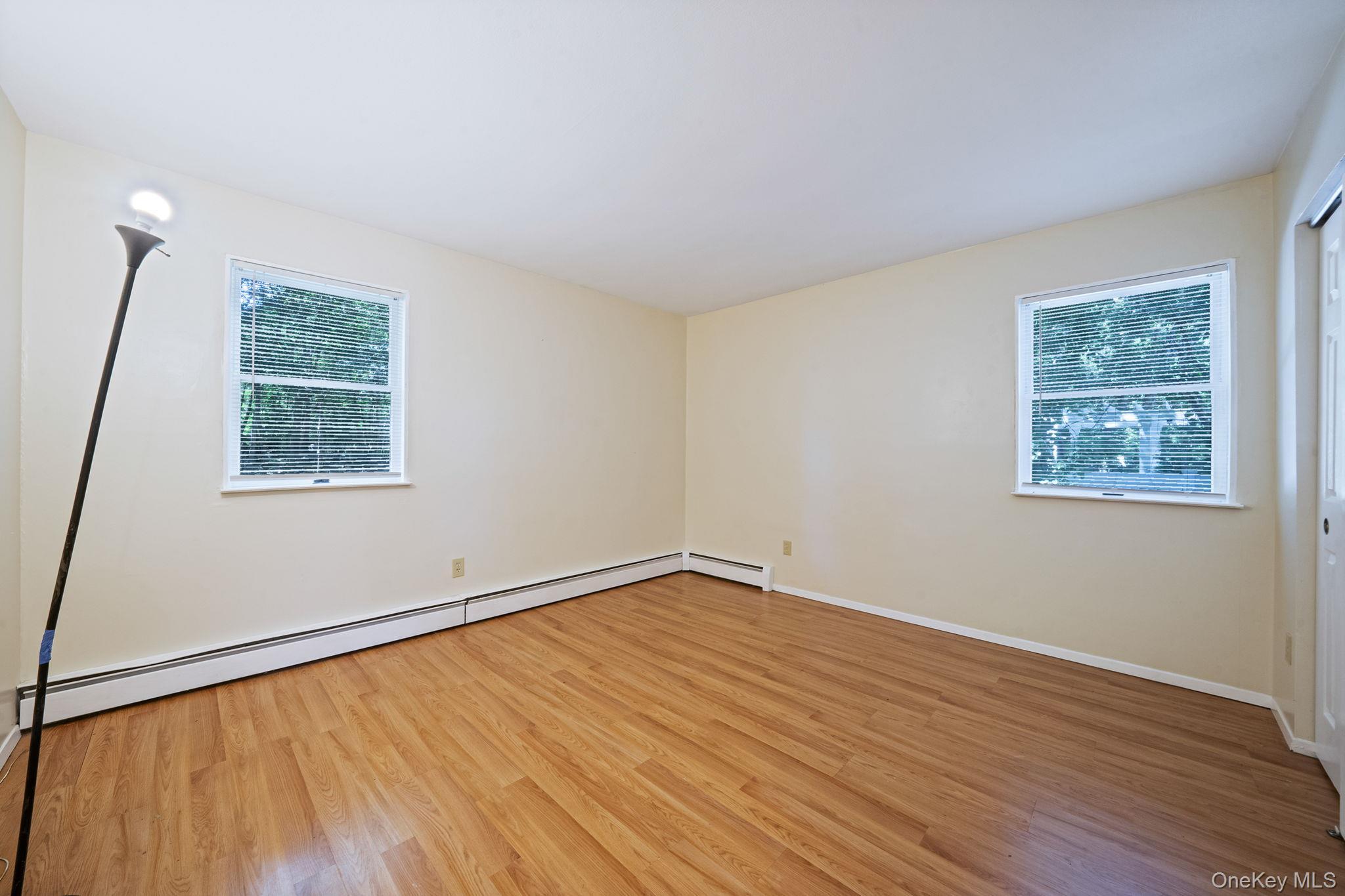 Single Family Norfleet Lane Suffolk County, NY 11727, MLS-1042162-11