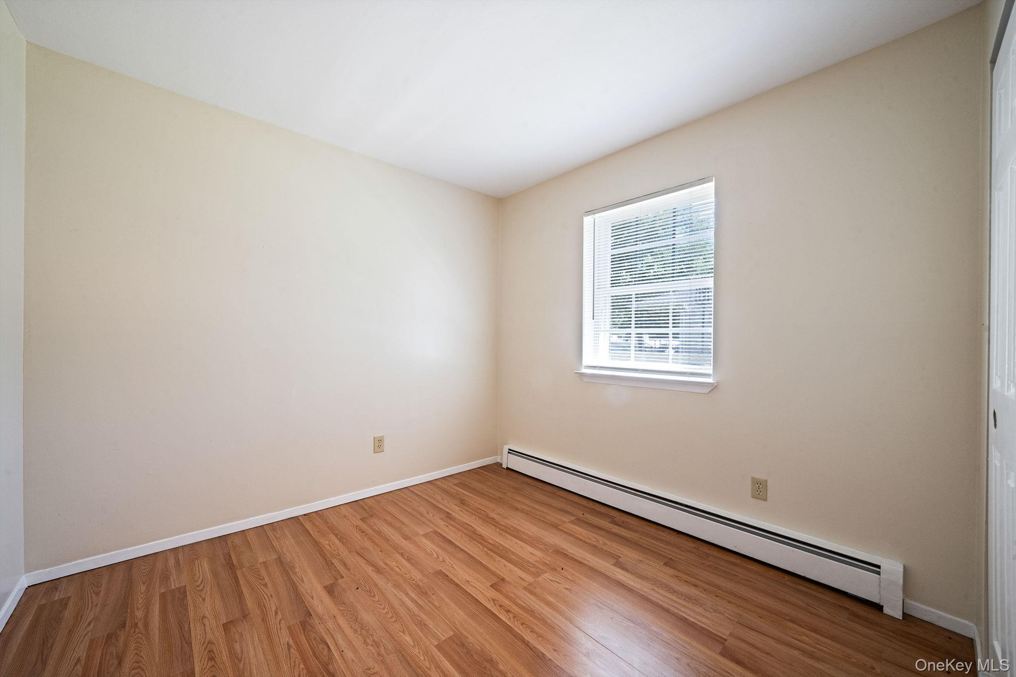 Single Family Norfleet Lane Suffolk County, NY 11727, MLS-1042162-14