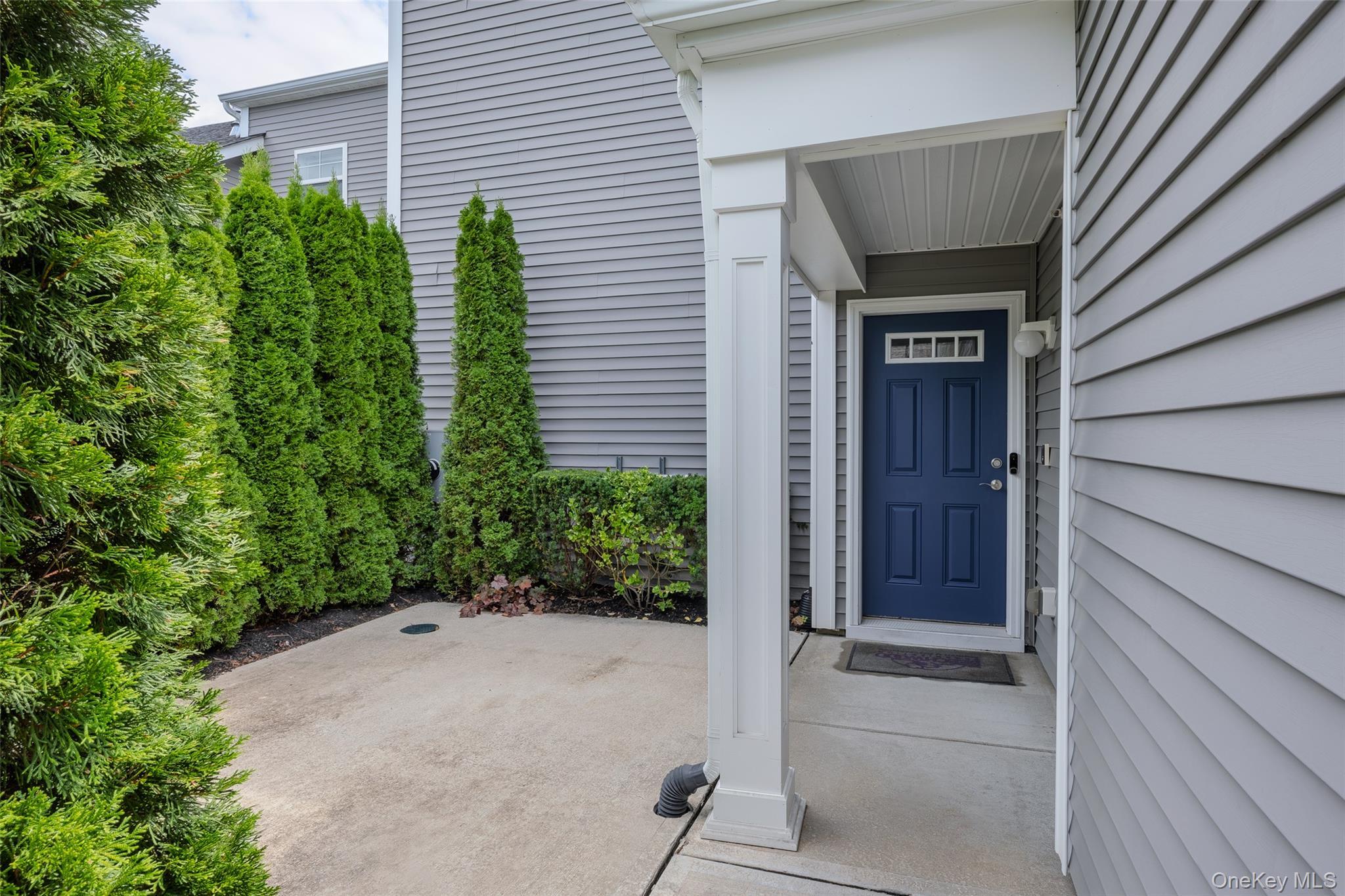 Single Family Grace Hall Lane  Suffolk County, NY 11980, MLS-1042166-4