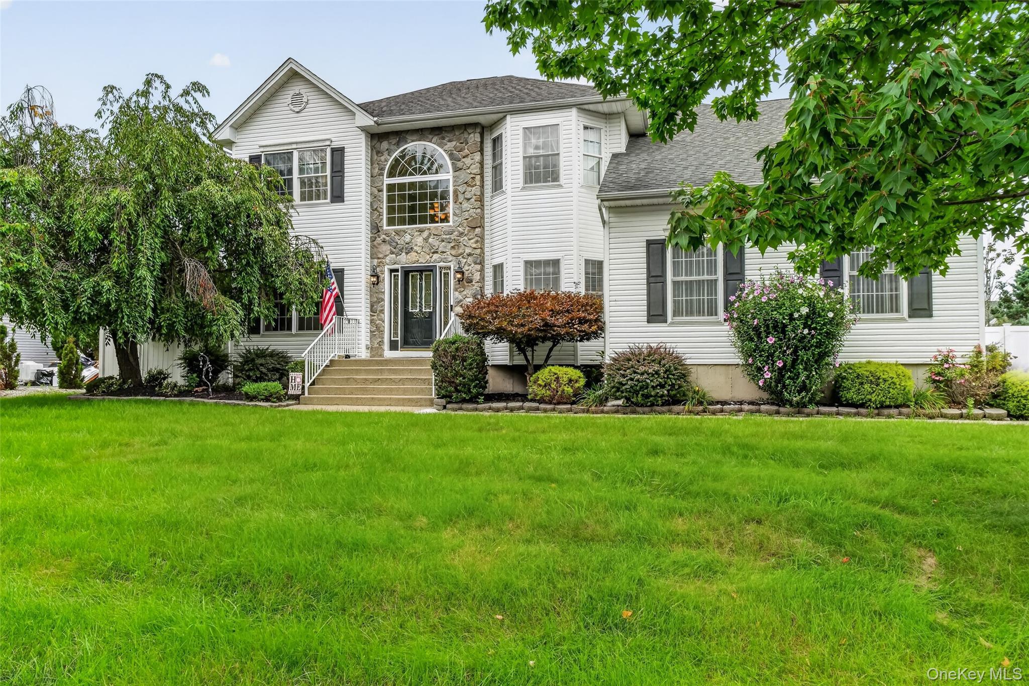 Single Family Constitution Way Orange County, NY 12553, MLS-1042179-2