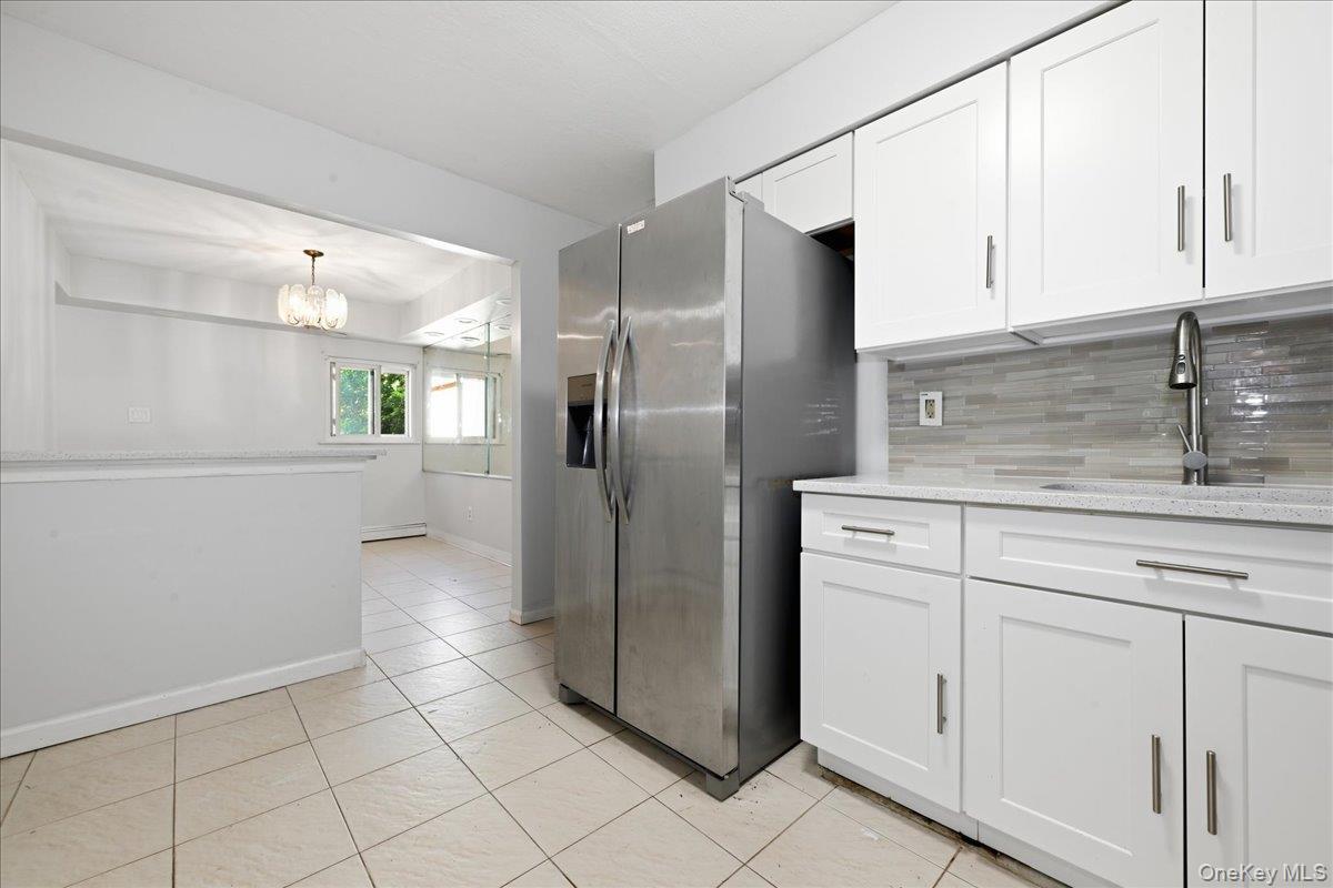 Single Family Bay Shore Avenue  Suffolk County, NY 11706, MLS-1042181-10