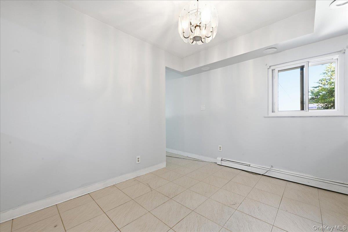 Single Family Bay Shore Avenue  Suffolk County, NY 11706, MLS-1042181-11