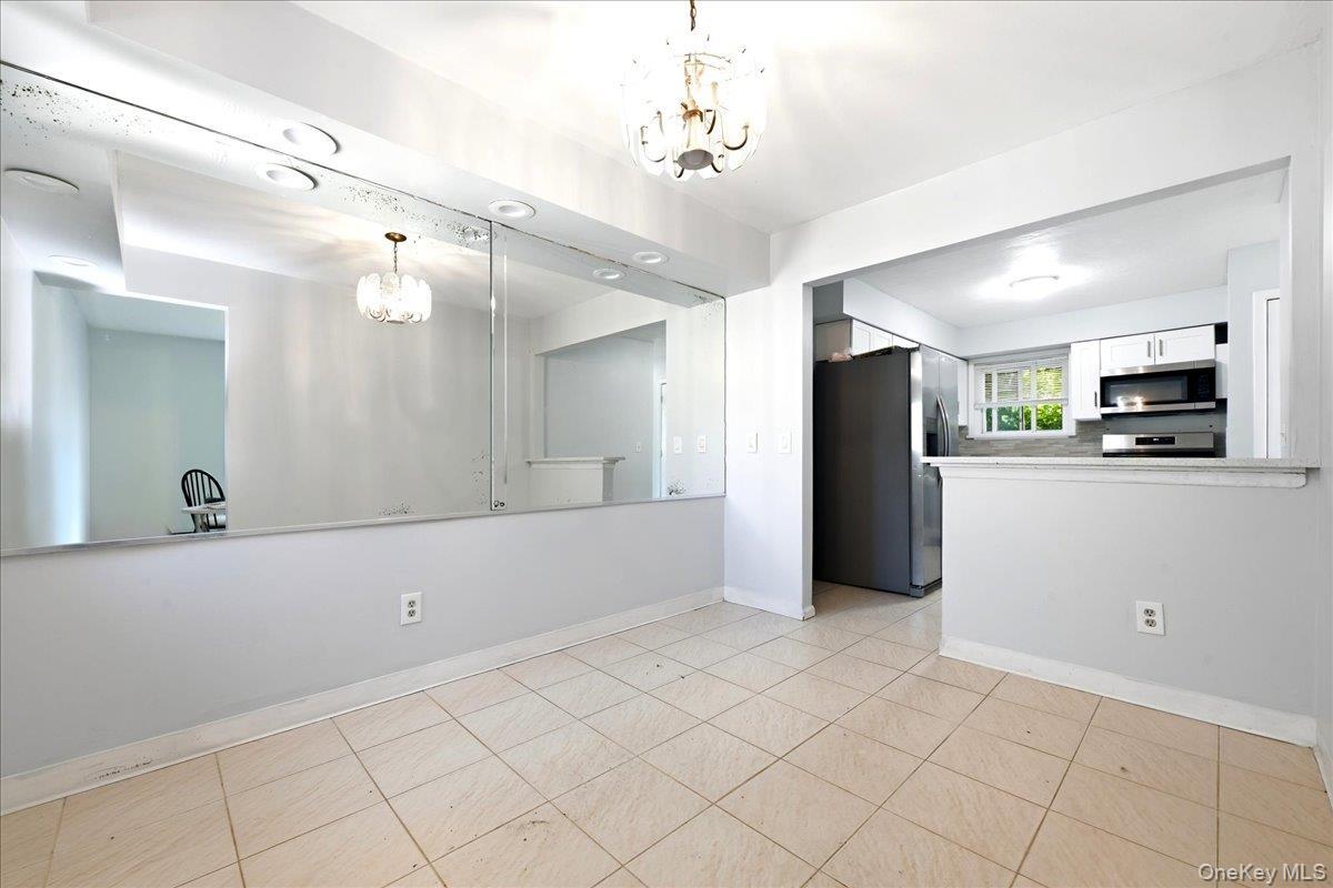 Single Family Bay Shore Avenue  Suffolk County, NY 11706, MLS-1042181-12