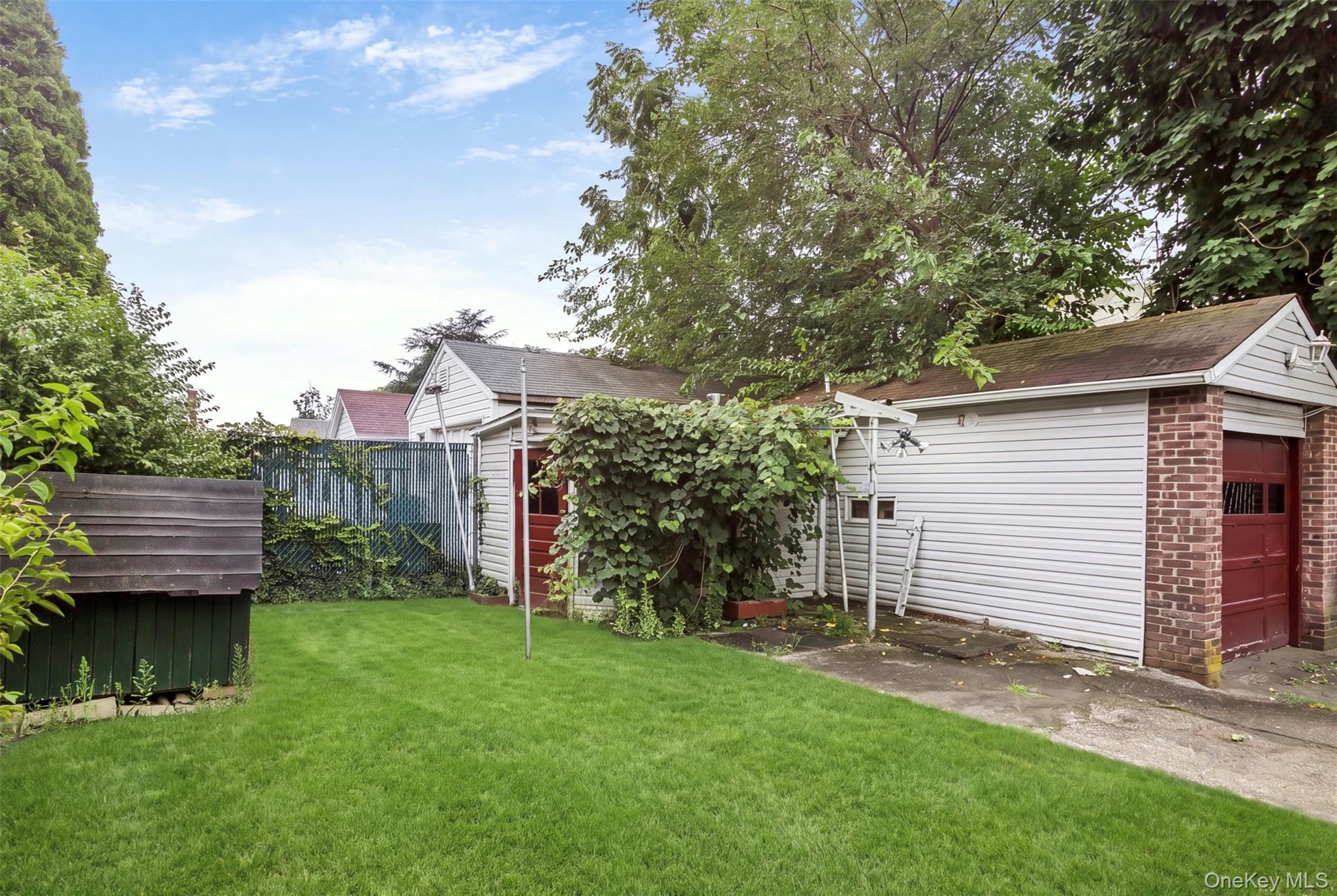 Single Family 142nd Avenue  Queens, NY 11422, MLS-1042186-18