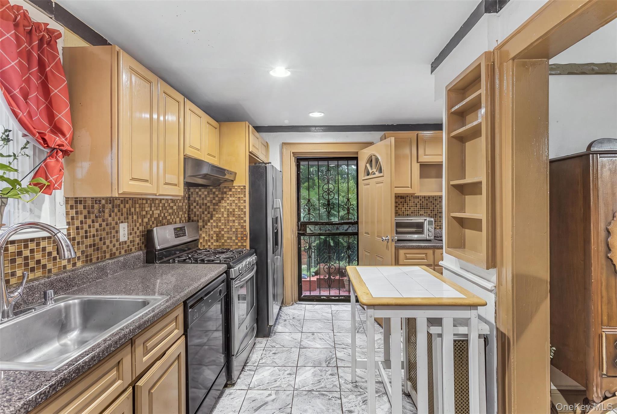 Single Family 142nd Avenue  Queens, NY 11422, MLS-1042186-5