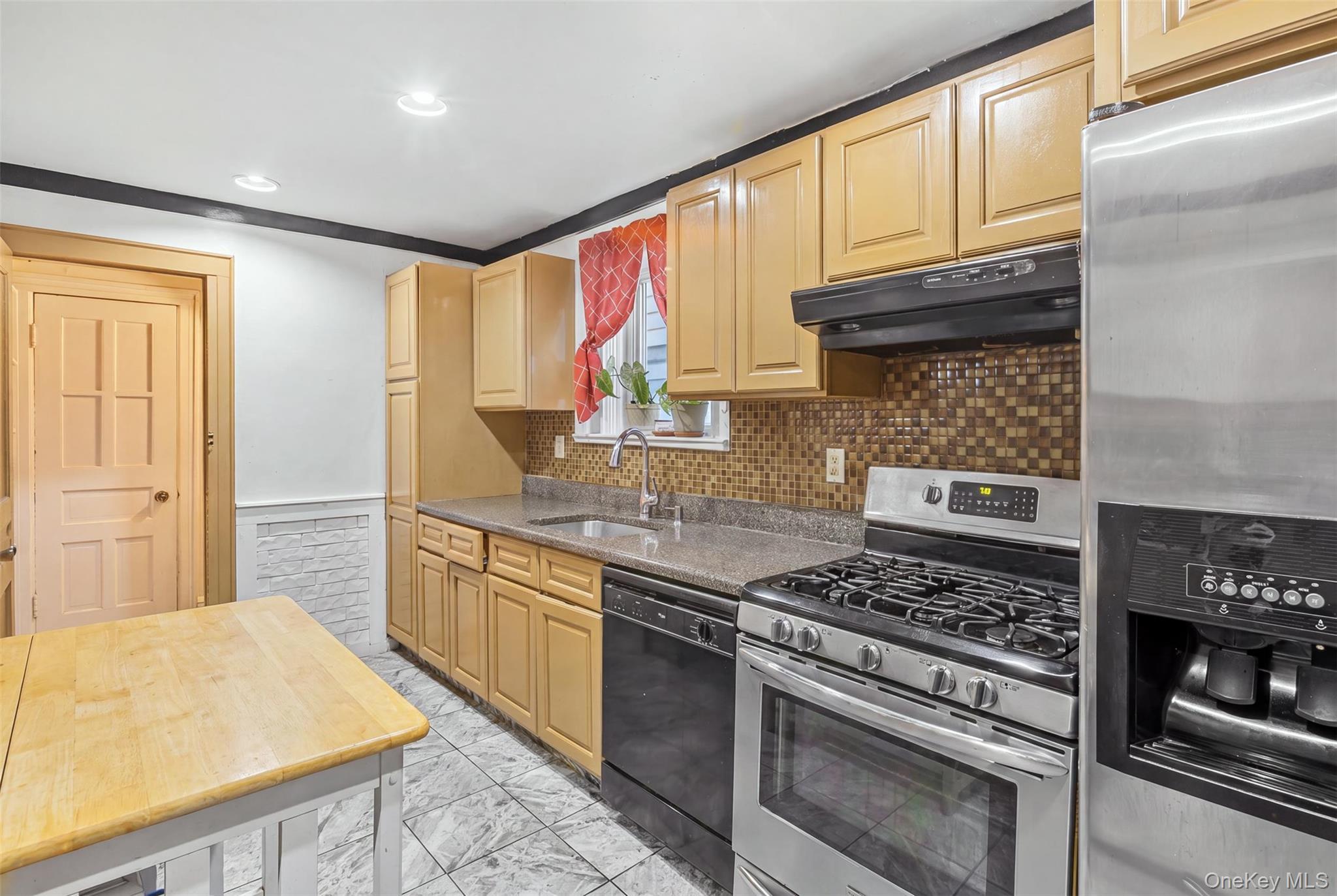 Single Family 142nd Avenue  Queens, NY 11422, MLS-1042186-6
