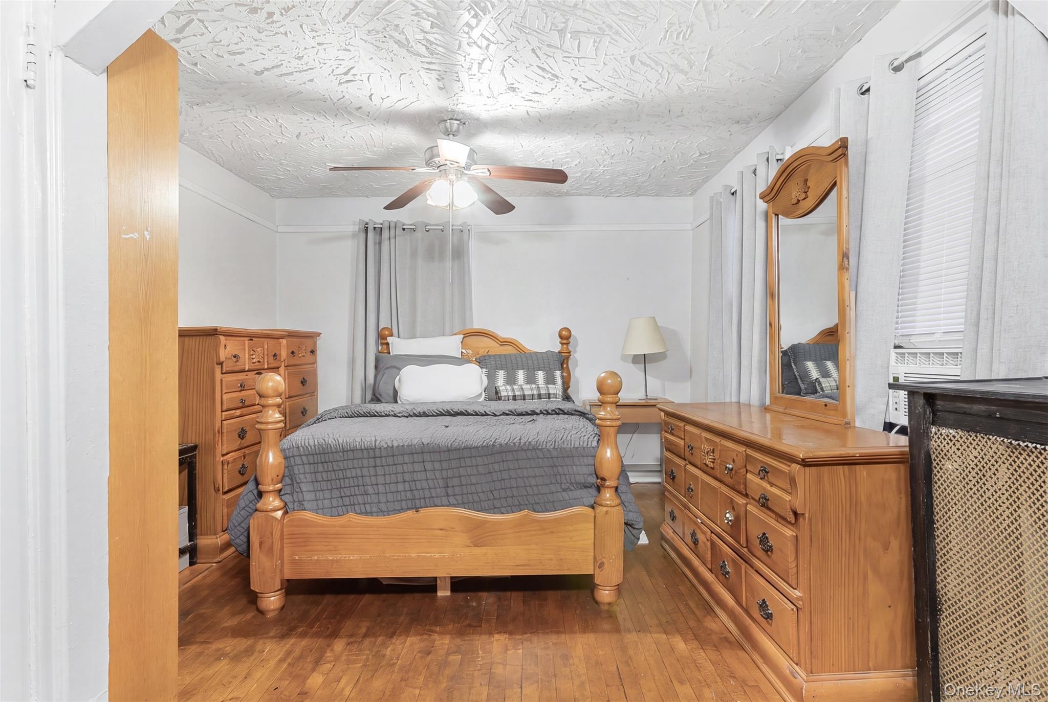 Single Family 142nd Avenue  Queens, NY 11422, MLS-1042186-8