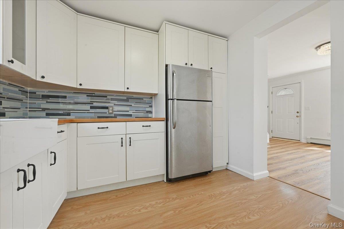 Single Family West Drive Suffolk County, NY 11726, MLS-1042205-10