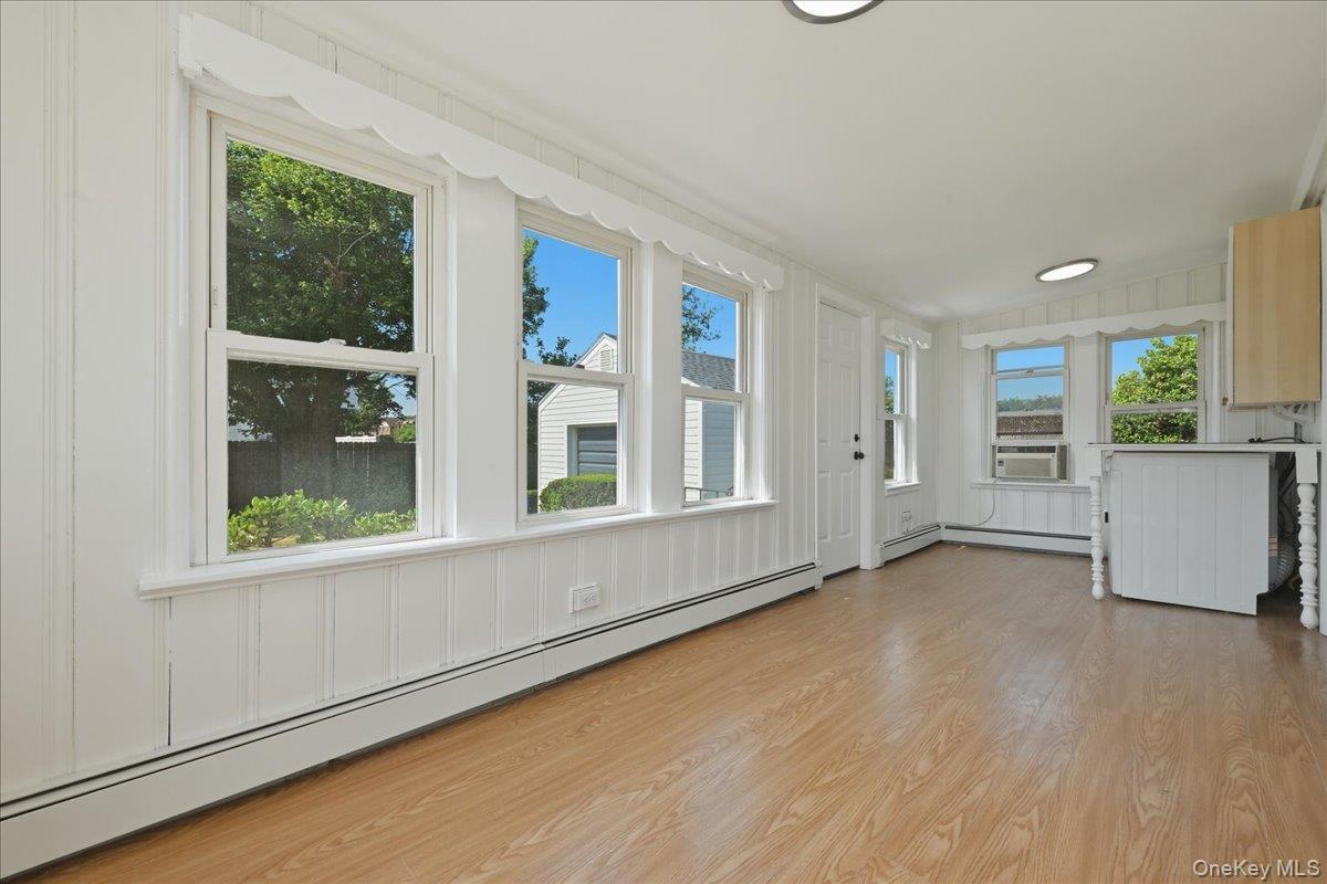 Single Family West Drive Suffolk County, NY 11726, MLS-1042205-11