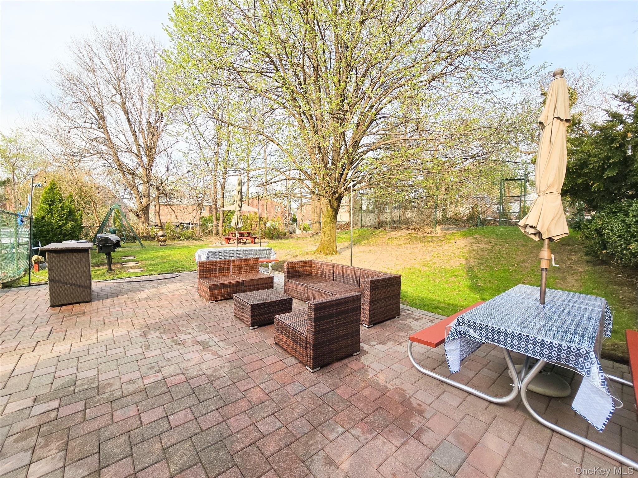 Apartment Little Neck Parkway Queens, NY 11362, MLS-1042225-14