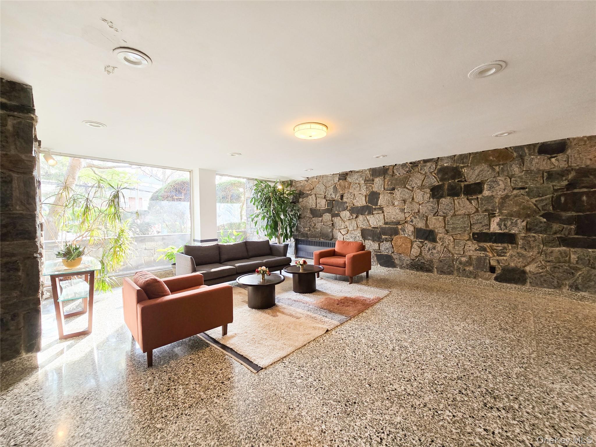 Apartment Little Neck Parkway Queens, NY 11362, MLS-1042225-17