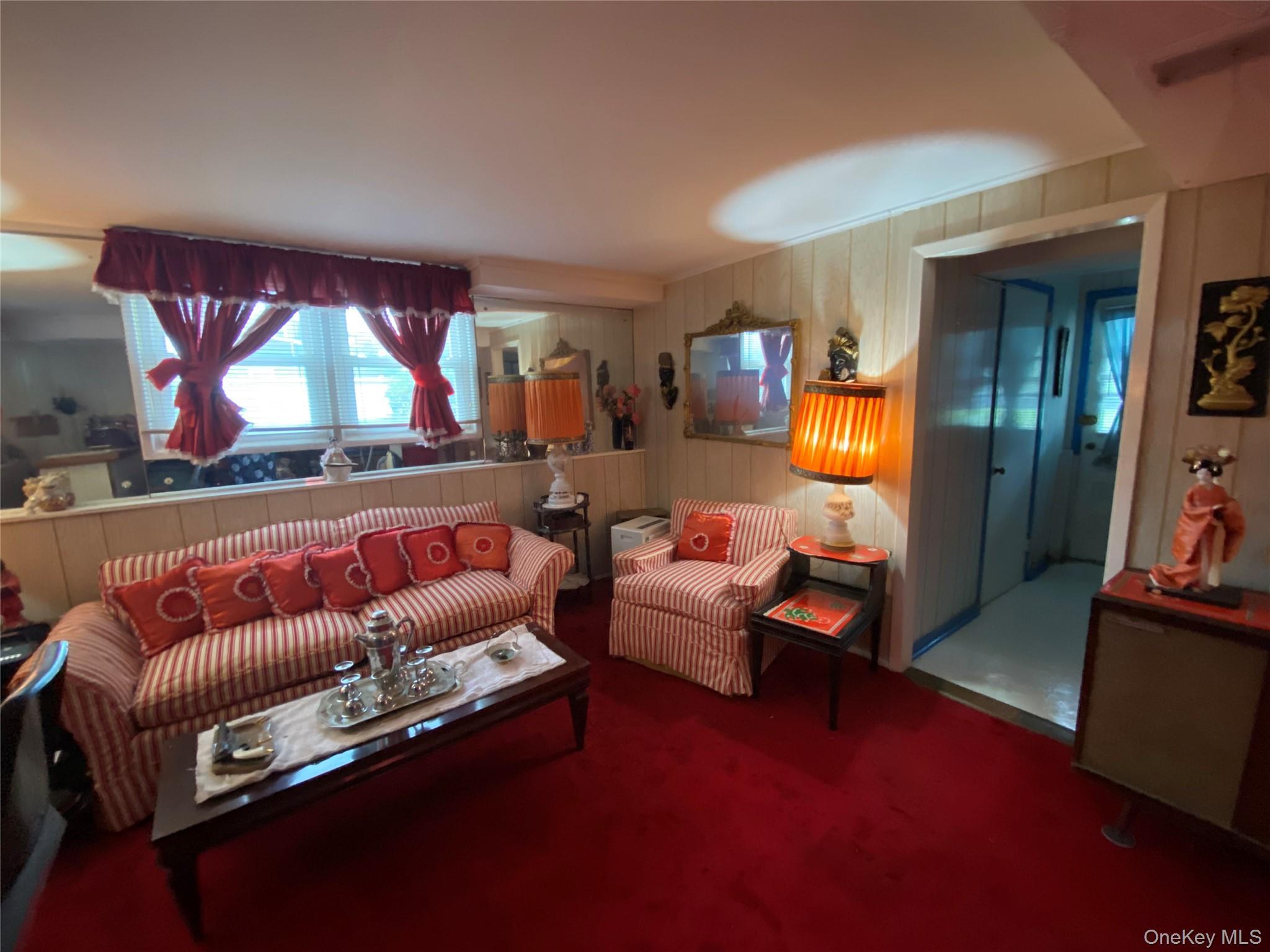 Single Family Stellenwerf Avenue Suffolk County, NY 11752, MLS-1042229-10