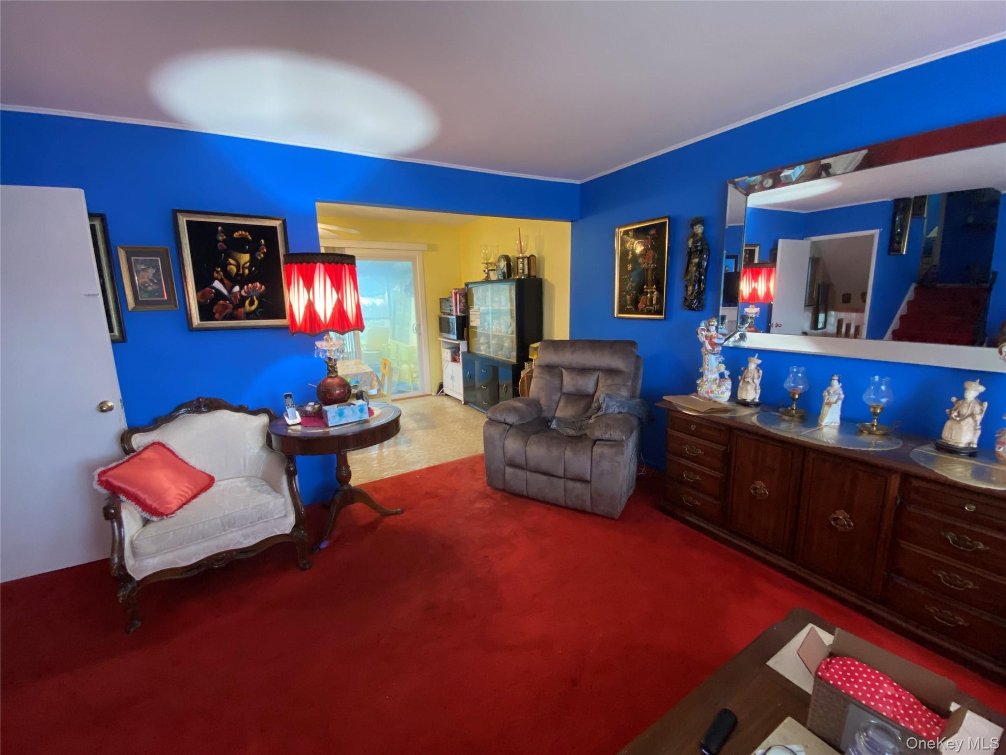 Single Family Stellenwerf Avenue Suffolk County, NY 11752, MLS-1042229-11