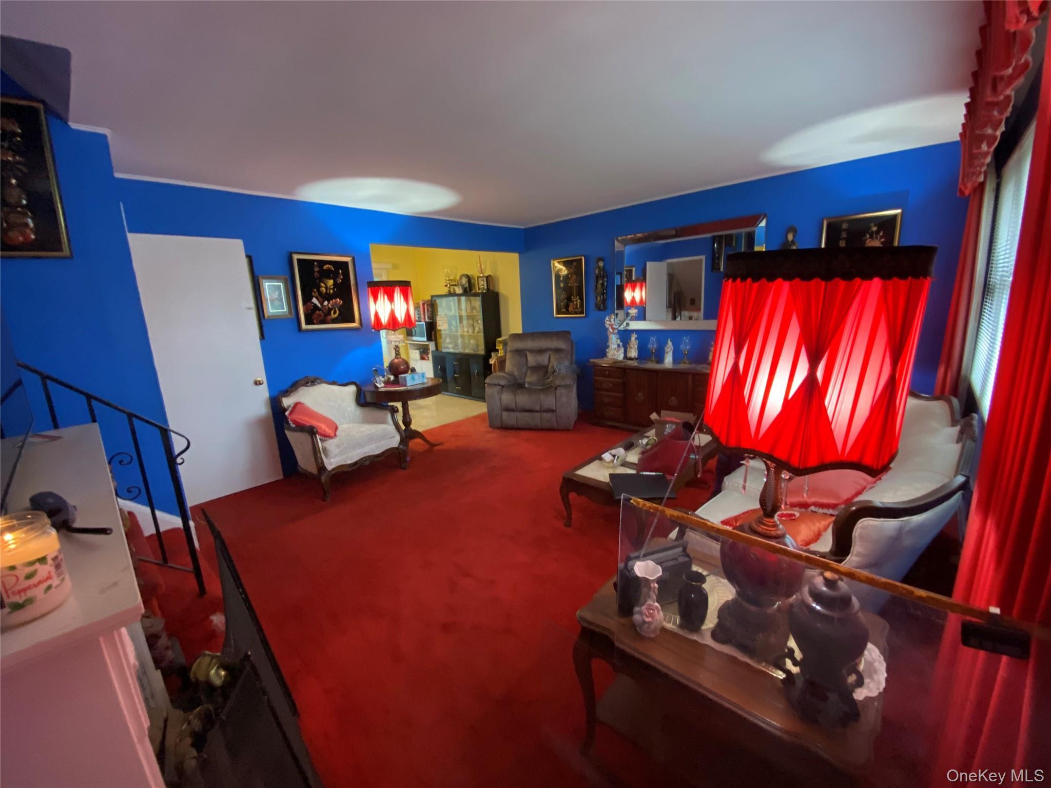 Single Family Stellenwerf Avenue Suffolk County, NY 11752, MLS-1042229-21