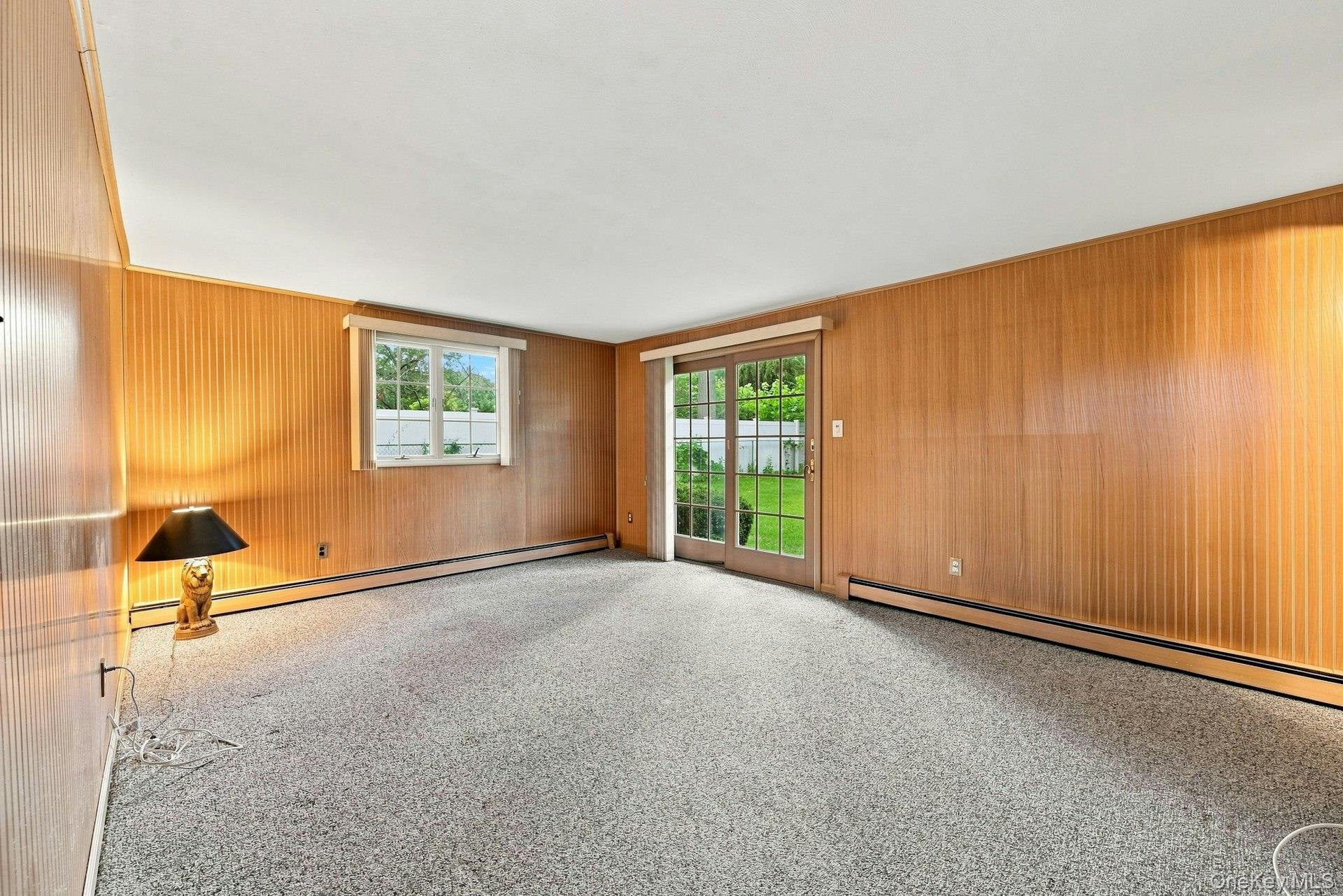 Single Family 39th Street  Suffolk County, NY 11751, MLS-1042235-7