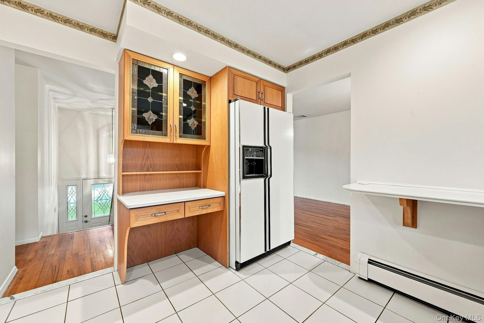 Single Family 39th Street  Suffolk County, NY 11751, MLS-1042235-9