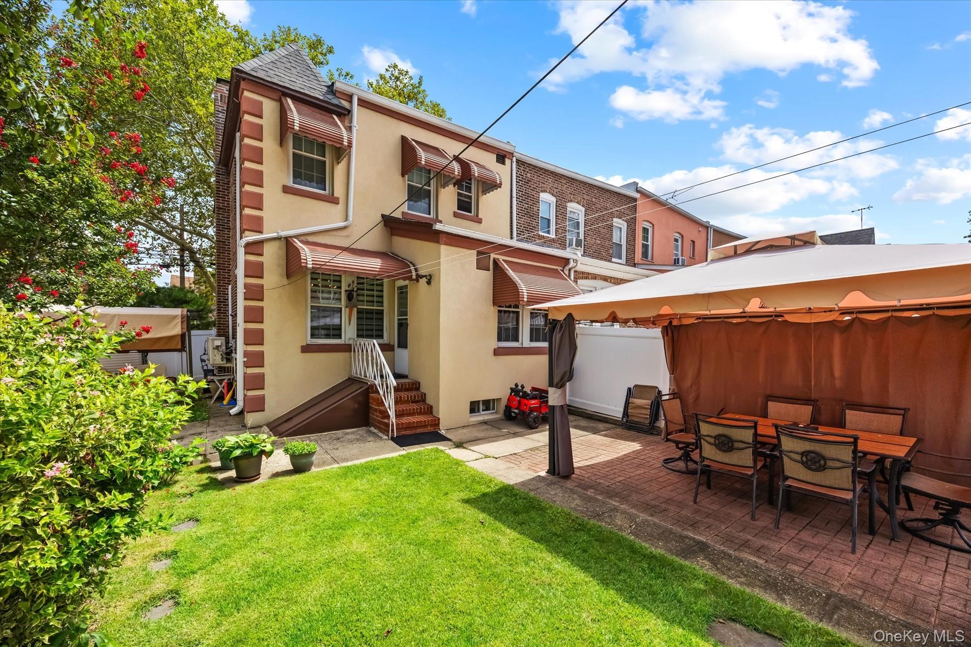 Single Family 78th Street  Queens, NY 11379, MLS-1042245-11