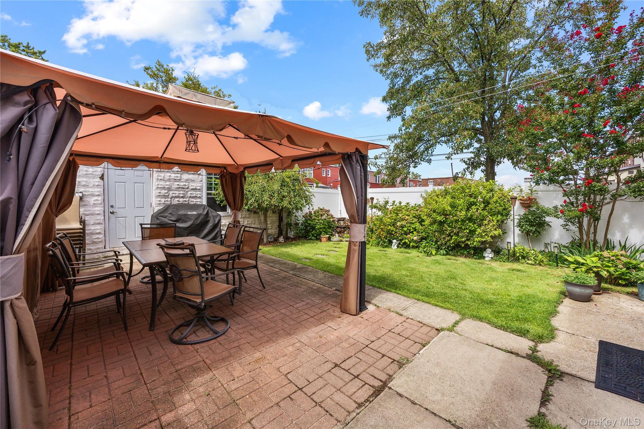 Single Family 78th Street  Queens, NY 11379, MLS-1042245-7