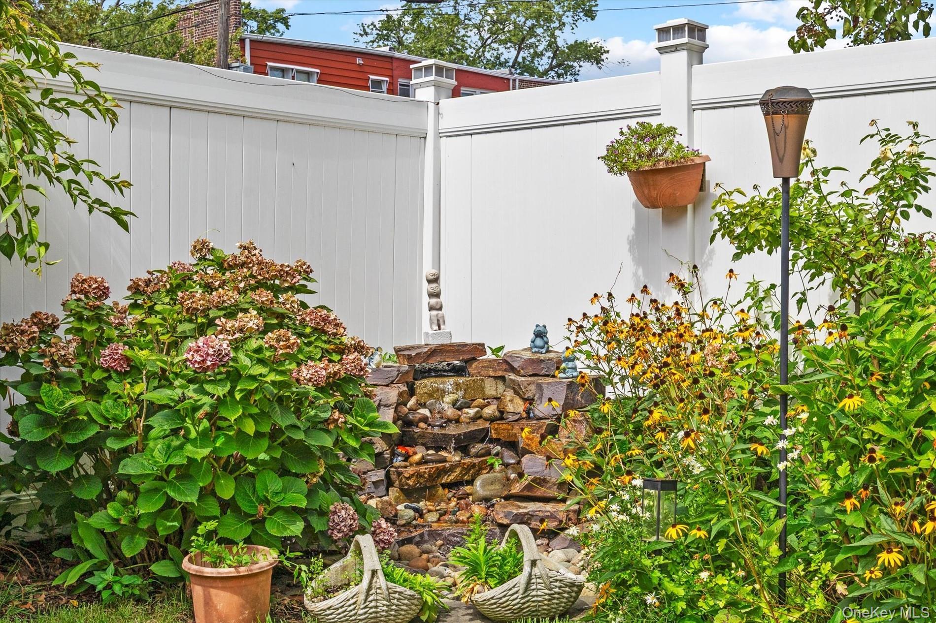 Single Family 78th Street  Queens, NY 11379, MLS-1042245-8