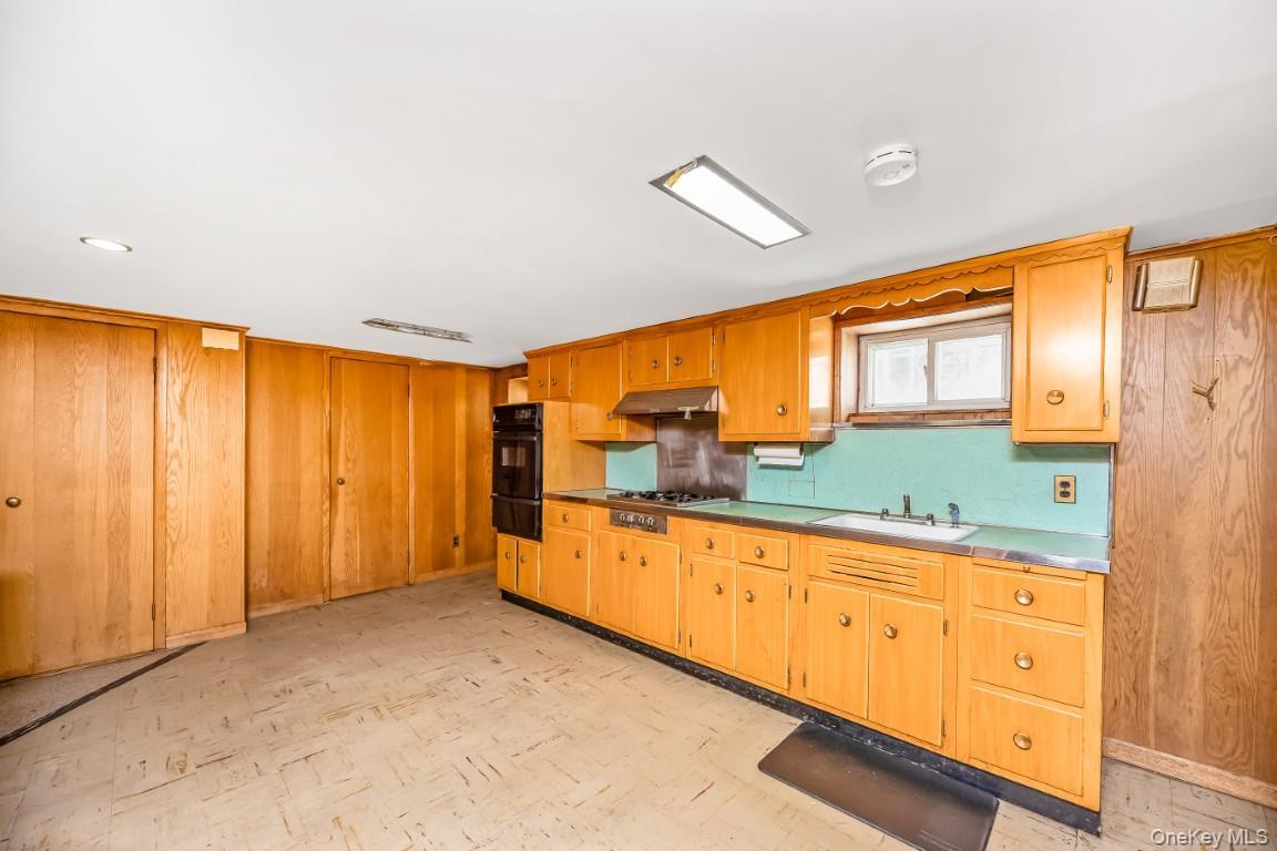 Single Family 234th Street Queens, NY 11411, MLS-1042253-20