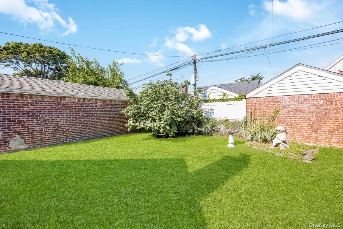 Single Family 234th Street Queens, NY 11411, MLS-1042253-27