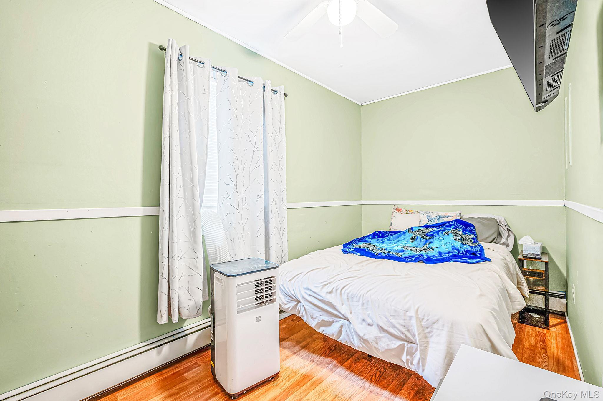 Single Family Richard Avenue Suffolk County, NY 11752, MLS-1042263-22