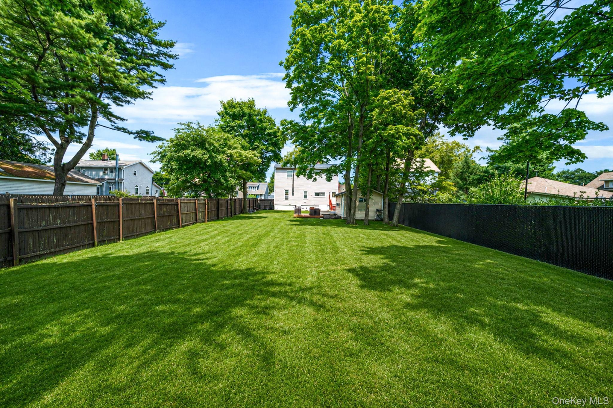 Single Family Richard Avenue Suffolk County, NY 11752, MLS-1042263-8