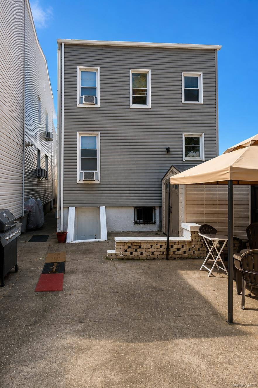 Single Family New Jersey Avenue  Brooklyn, NY 11207, MLS-1042268-27
