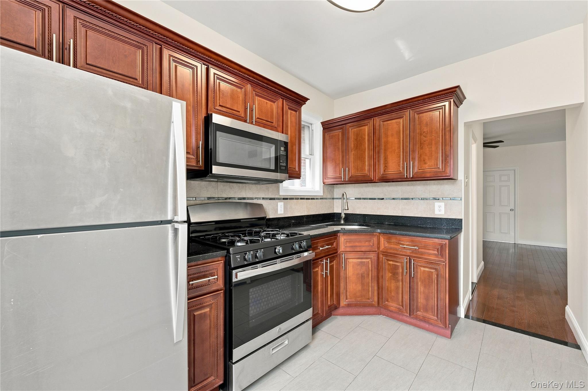 Single Family 48th Street Queens, NY 11377, MLS-1042271-6
