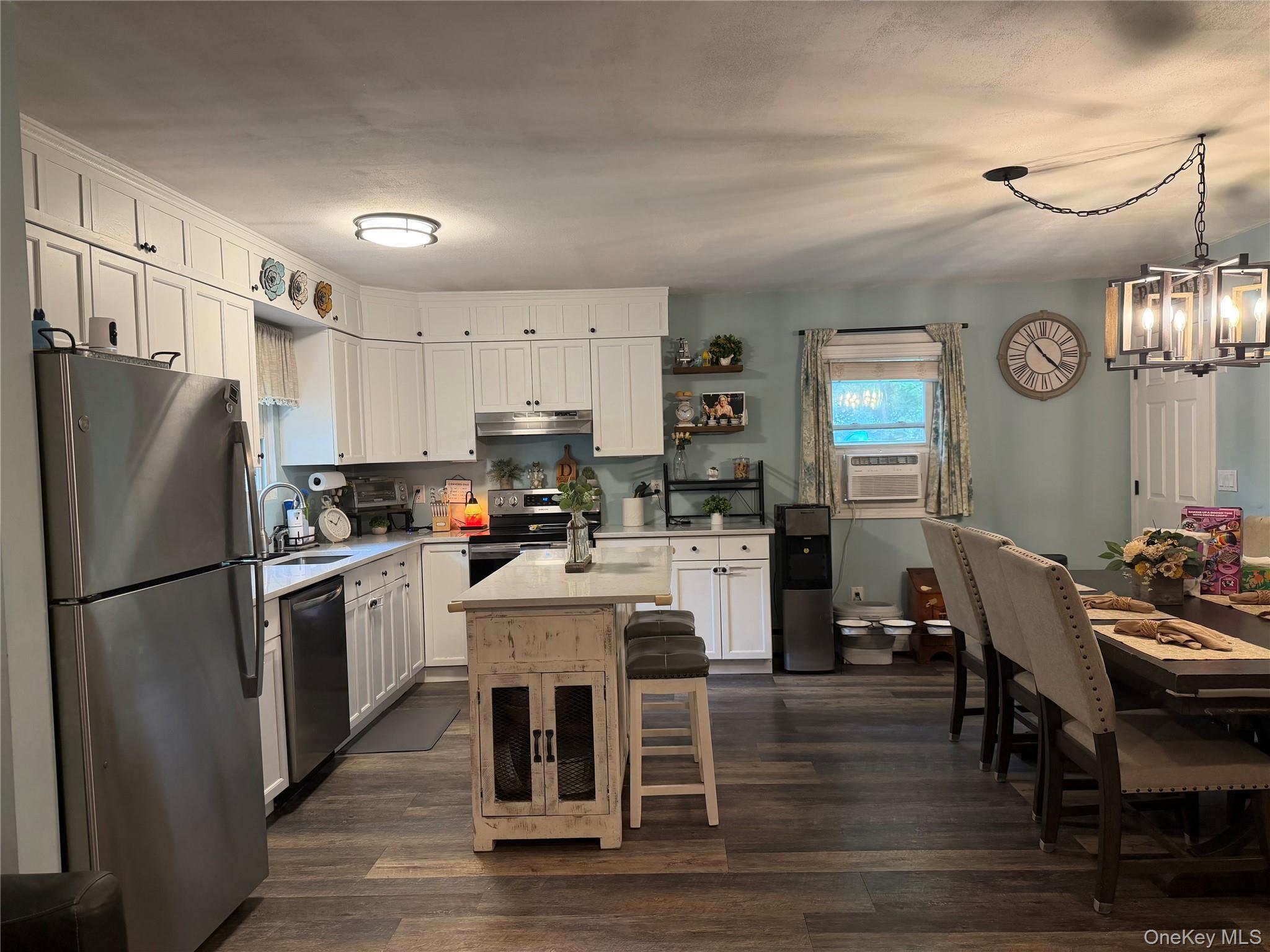 Single Family Pennant Drive  Suffolk County, NY 11951, MLS-1042281-4