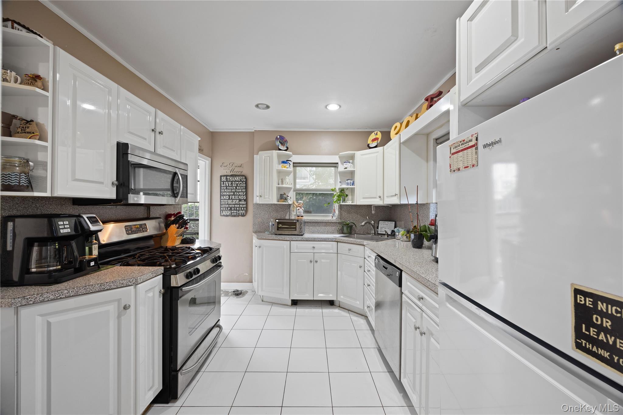Single Family Arden Place Westchester County, NY 10701, MLS-1042309-11