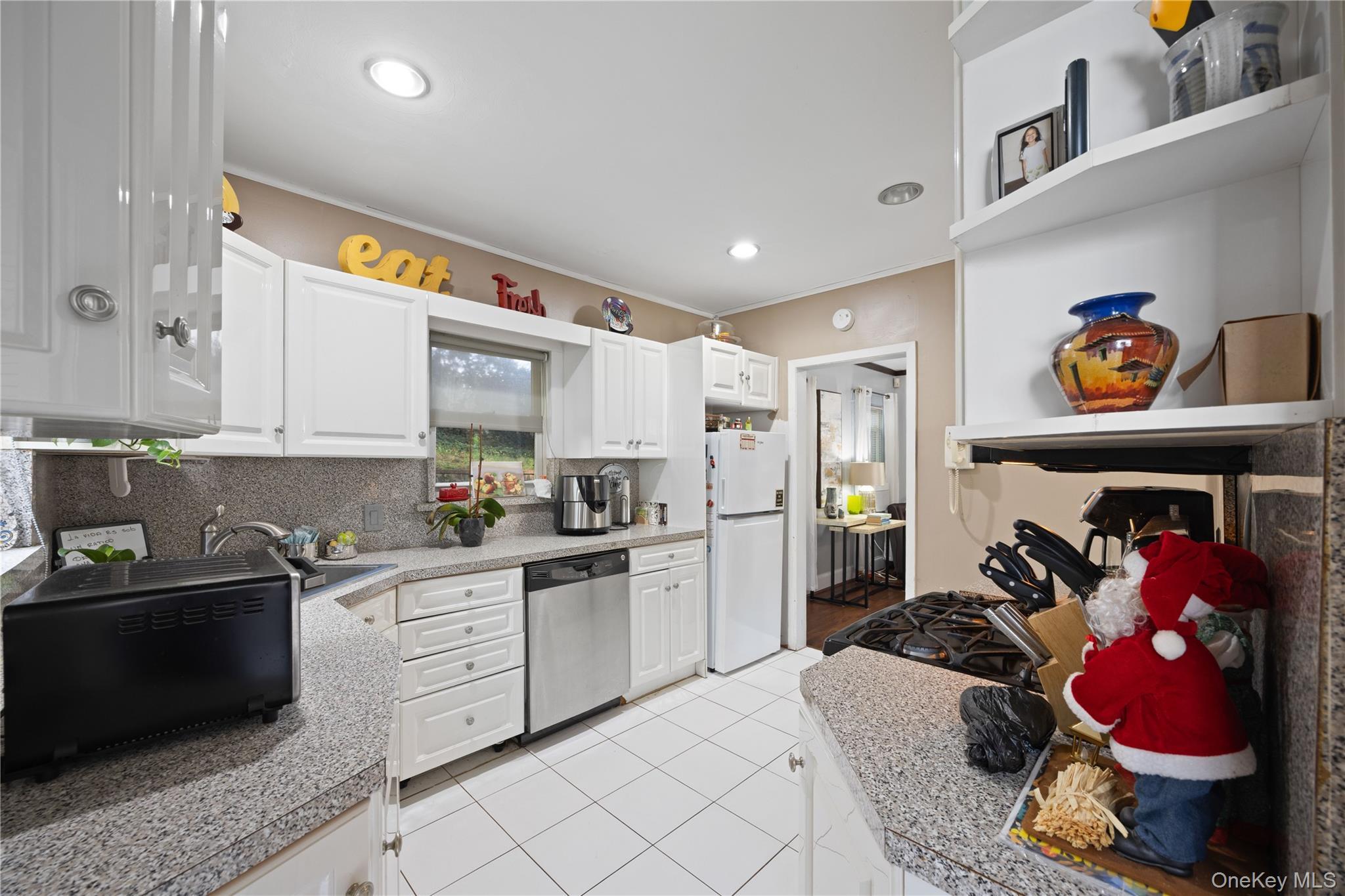Single Family Arden Place Westchester County, NY 10701, MLS-1042309-12