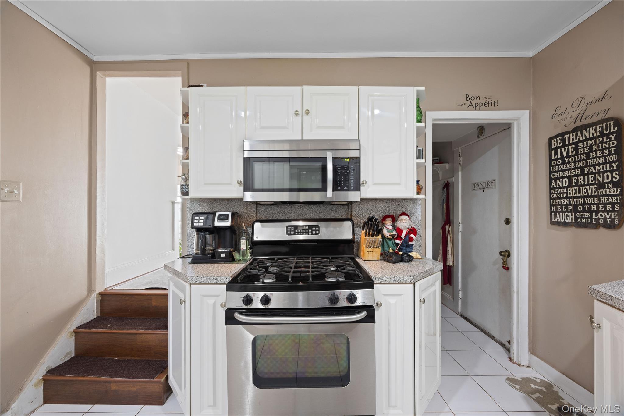 Single Family Arden Place Westchester County, NY 10701, MLS-1042309-14