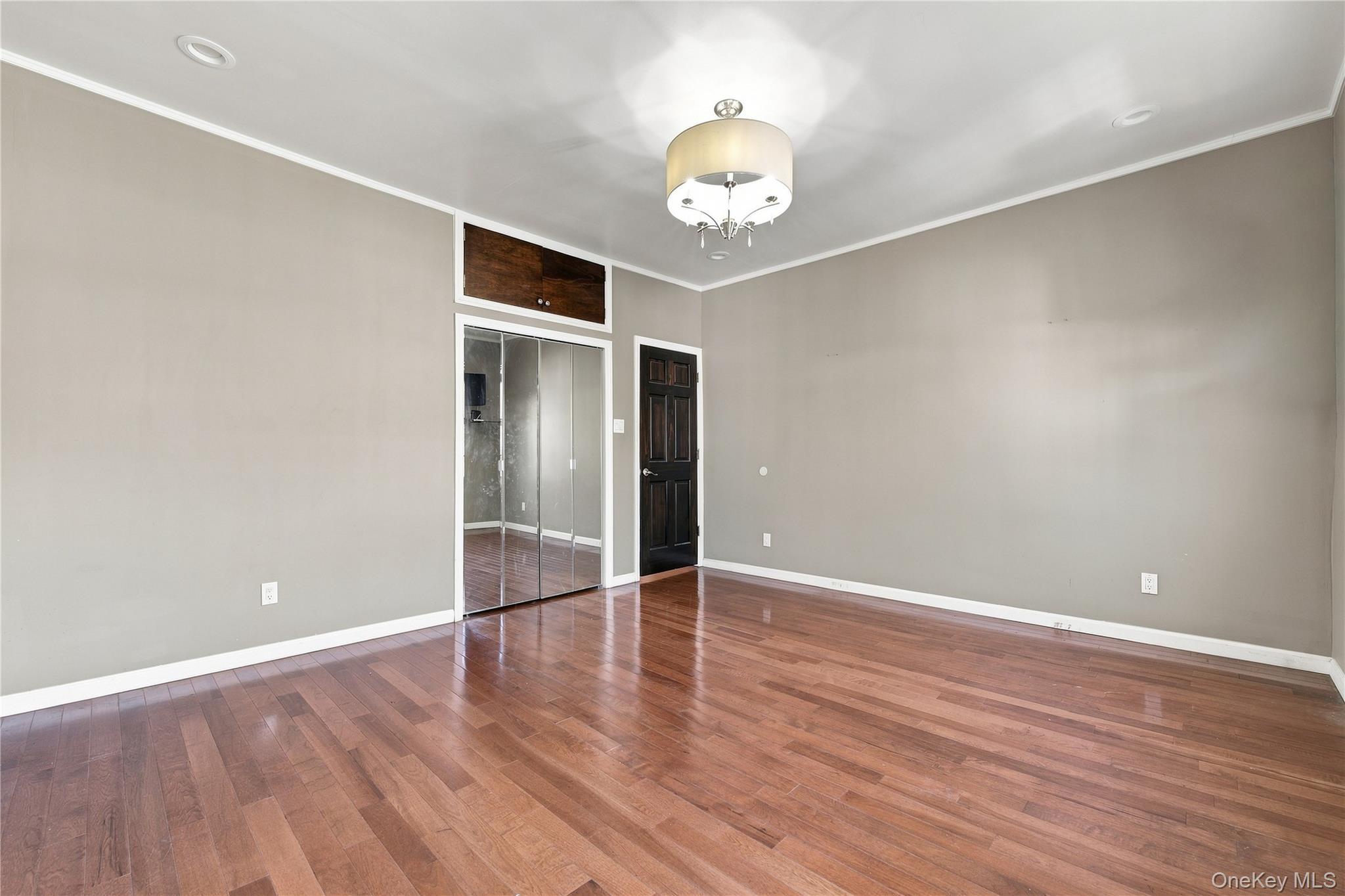 Single Family W 3rd Street Brooklyn, NY 11223, MLS-1042312-12
