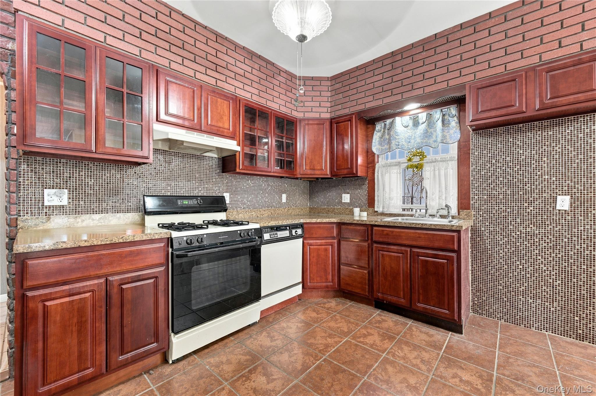 Single Family W 3rd Street Brooklyn, NY 11223, MLS-1042312-19